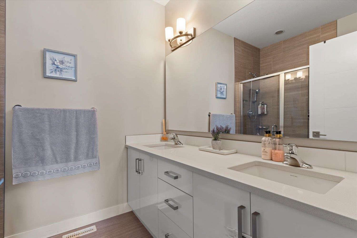 5 8413 MIDTOWN WAY, Chilliwack Proper South, Chilliwack