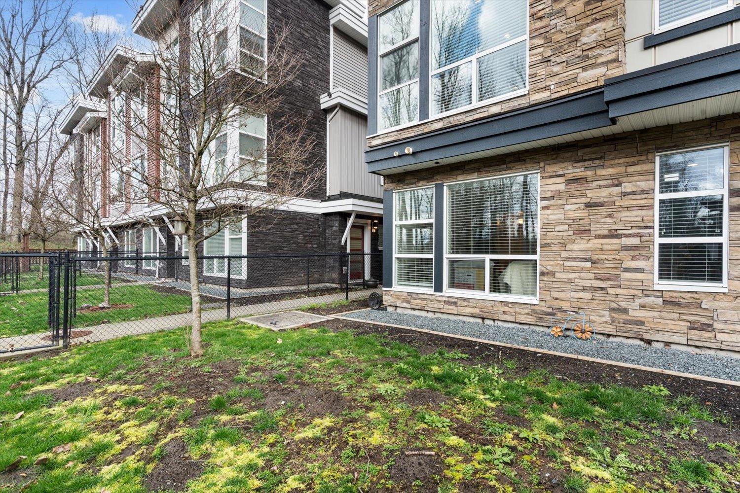 5 8413 MIDTOWN WAY, Chilliwack Proper South, Chilliwack