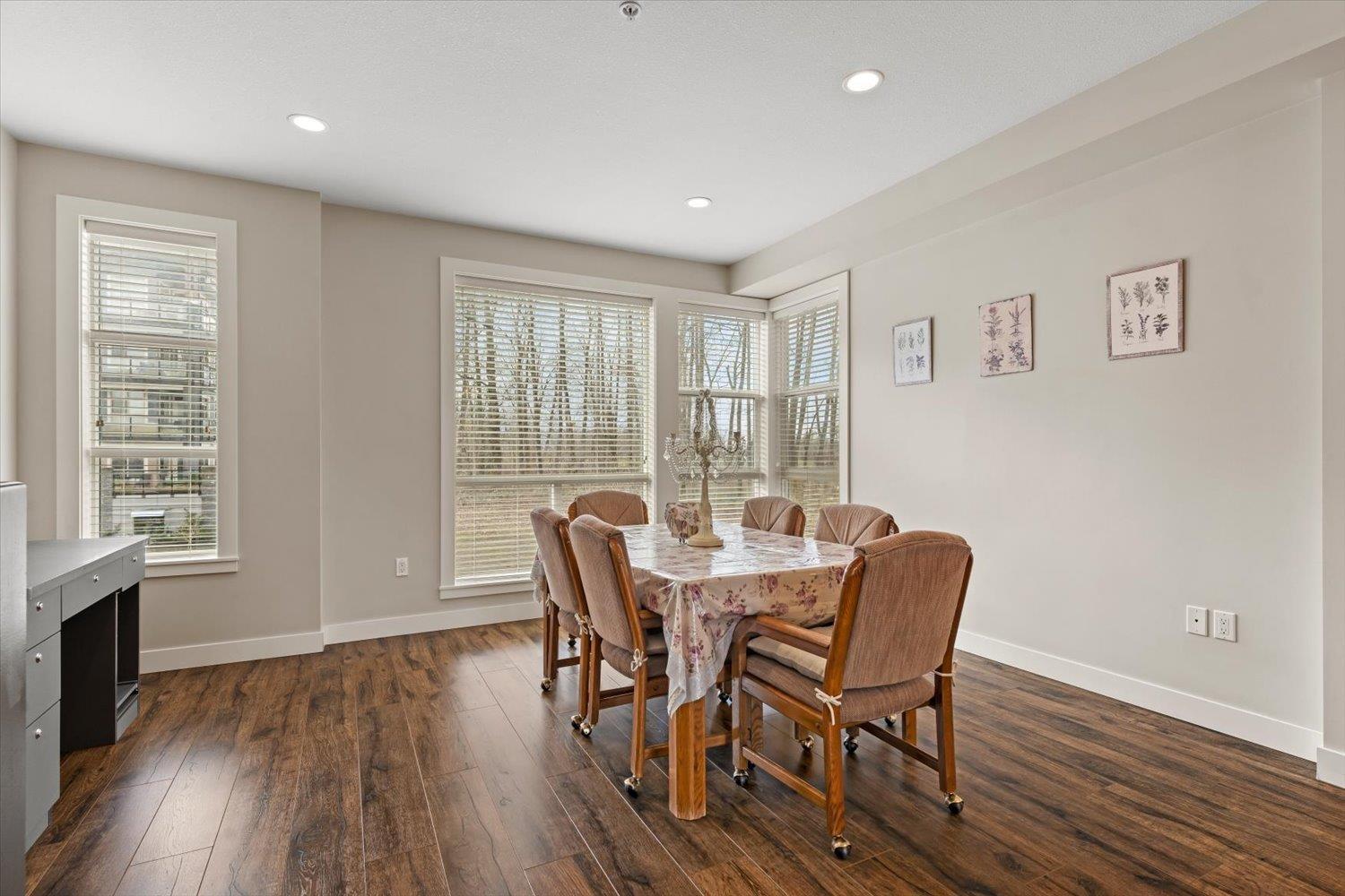 5 8413 MIDTOWN WAY, Chilliwack Proper South, Chilliwack