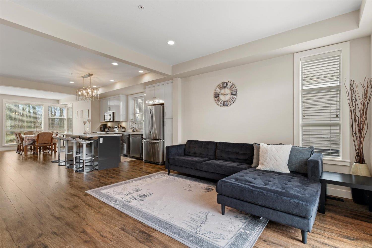 5 8413 MIDTOWN WAY, Chilliwack Proper South, Chilliwack