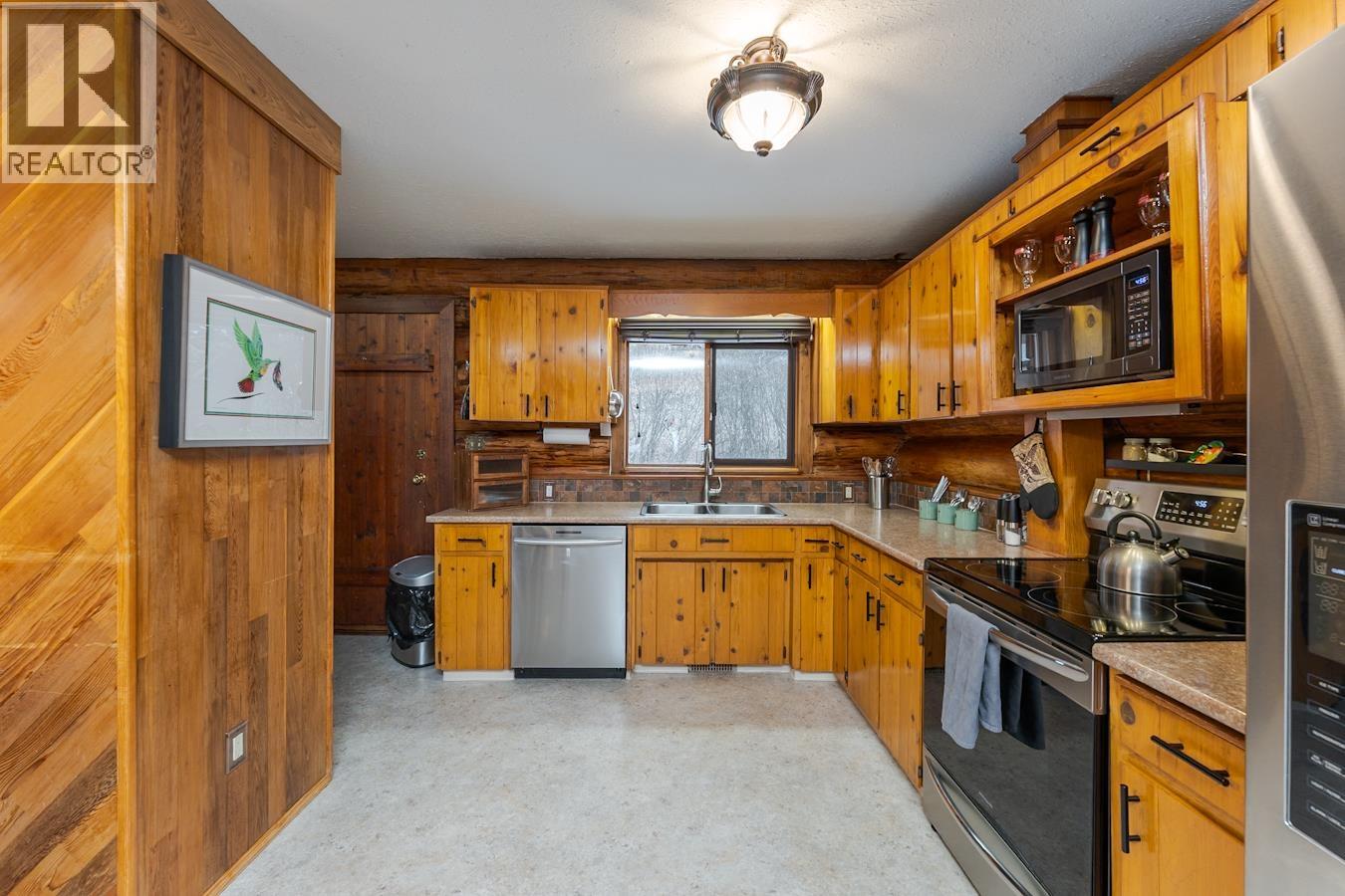 2100 O'KEEFE AVENUE, Prince George