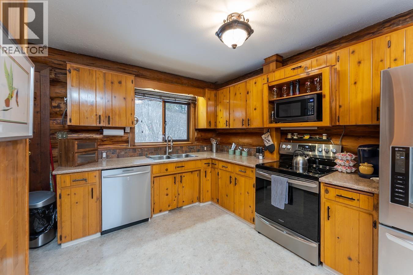 2100 O'KEEFE AVENUE, Prince George