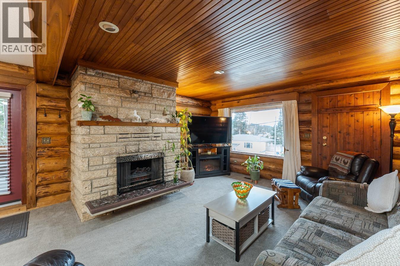 2100 O'KEEFE AVENUE, Prince George