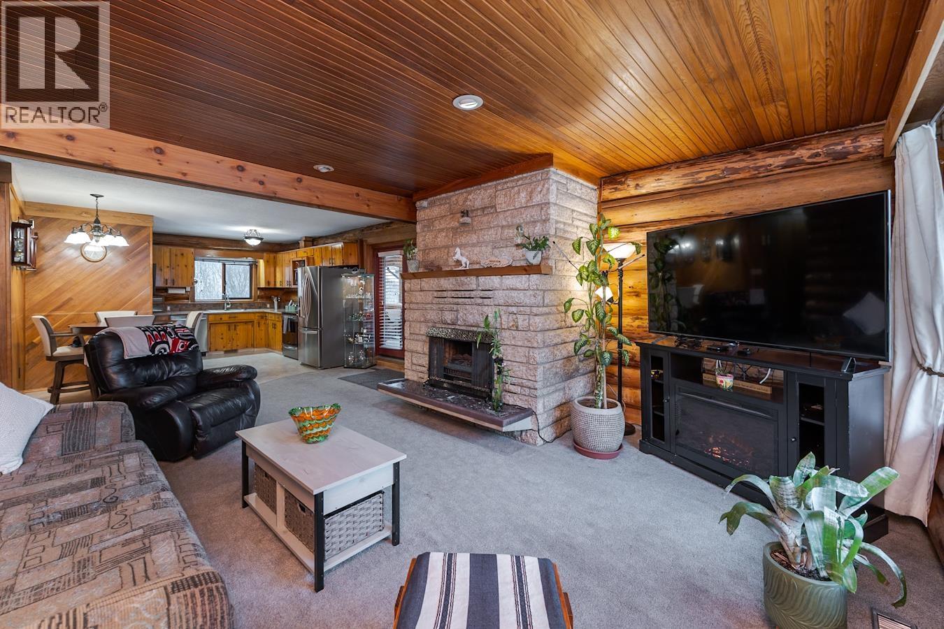 2100 O'KEEFE AVENUE, Prince George