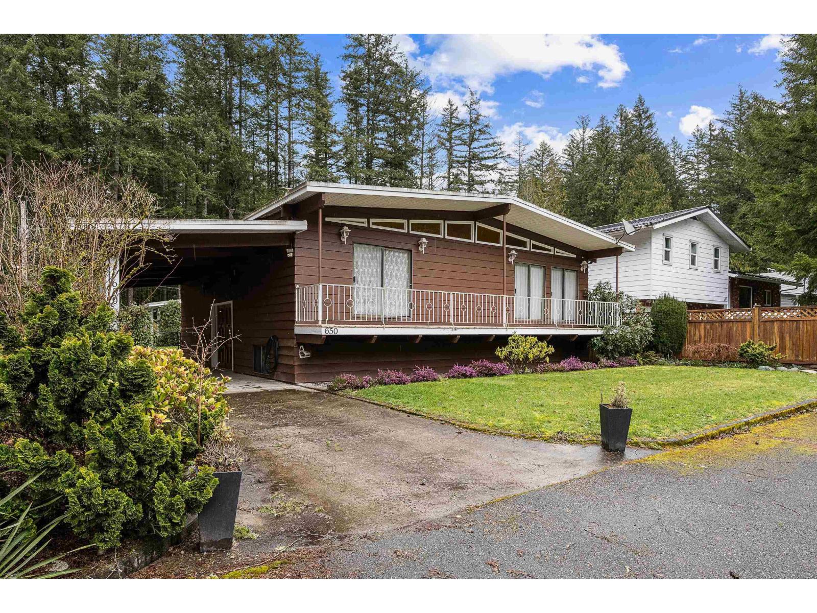 650 MOUNTAIN VIEW ROAD, Cultus Lake North, Cultus Lake