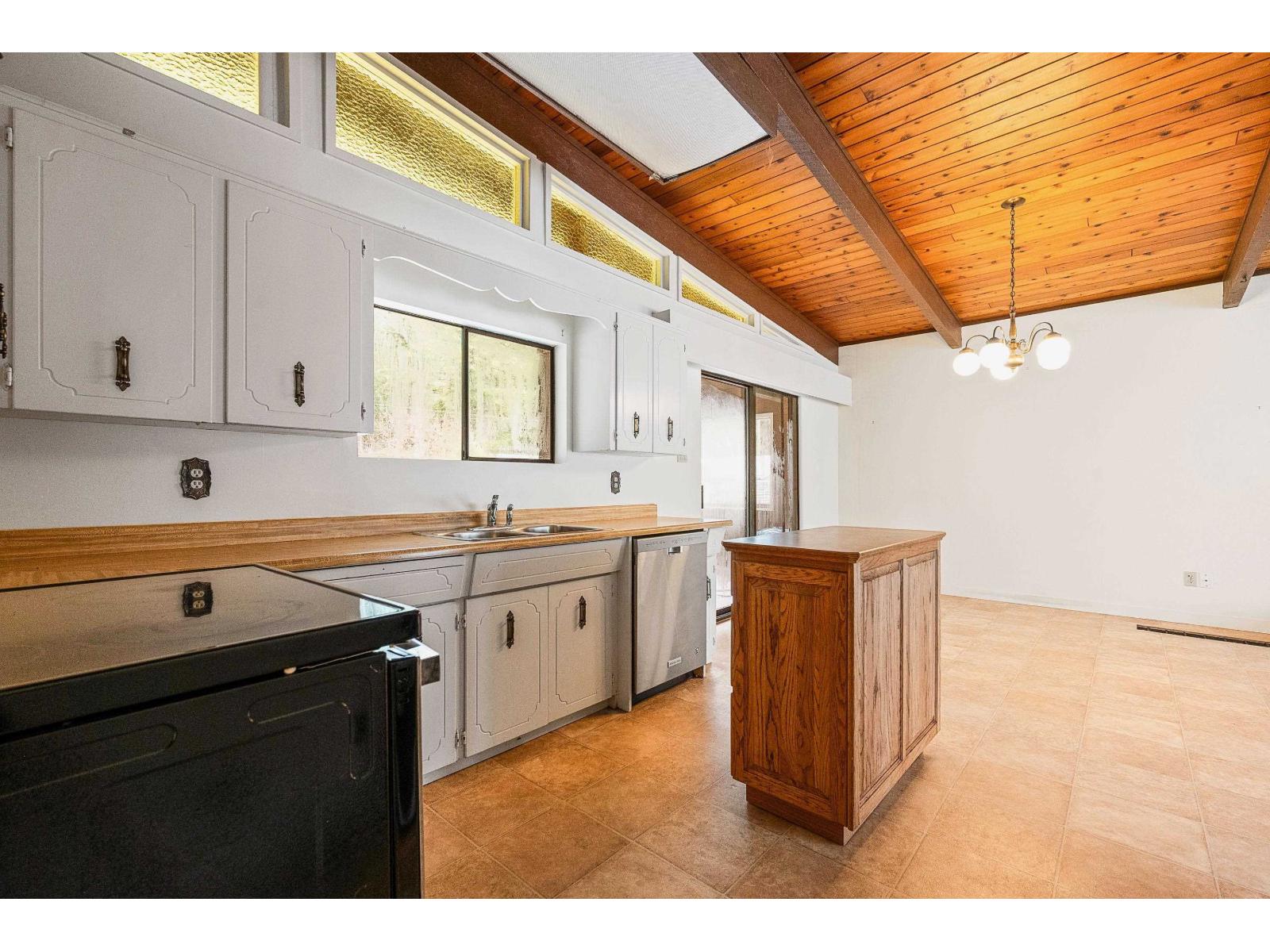 650 MOUNTAIN VIEW ROAD, Cultus Lake North, Cultus Lake