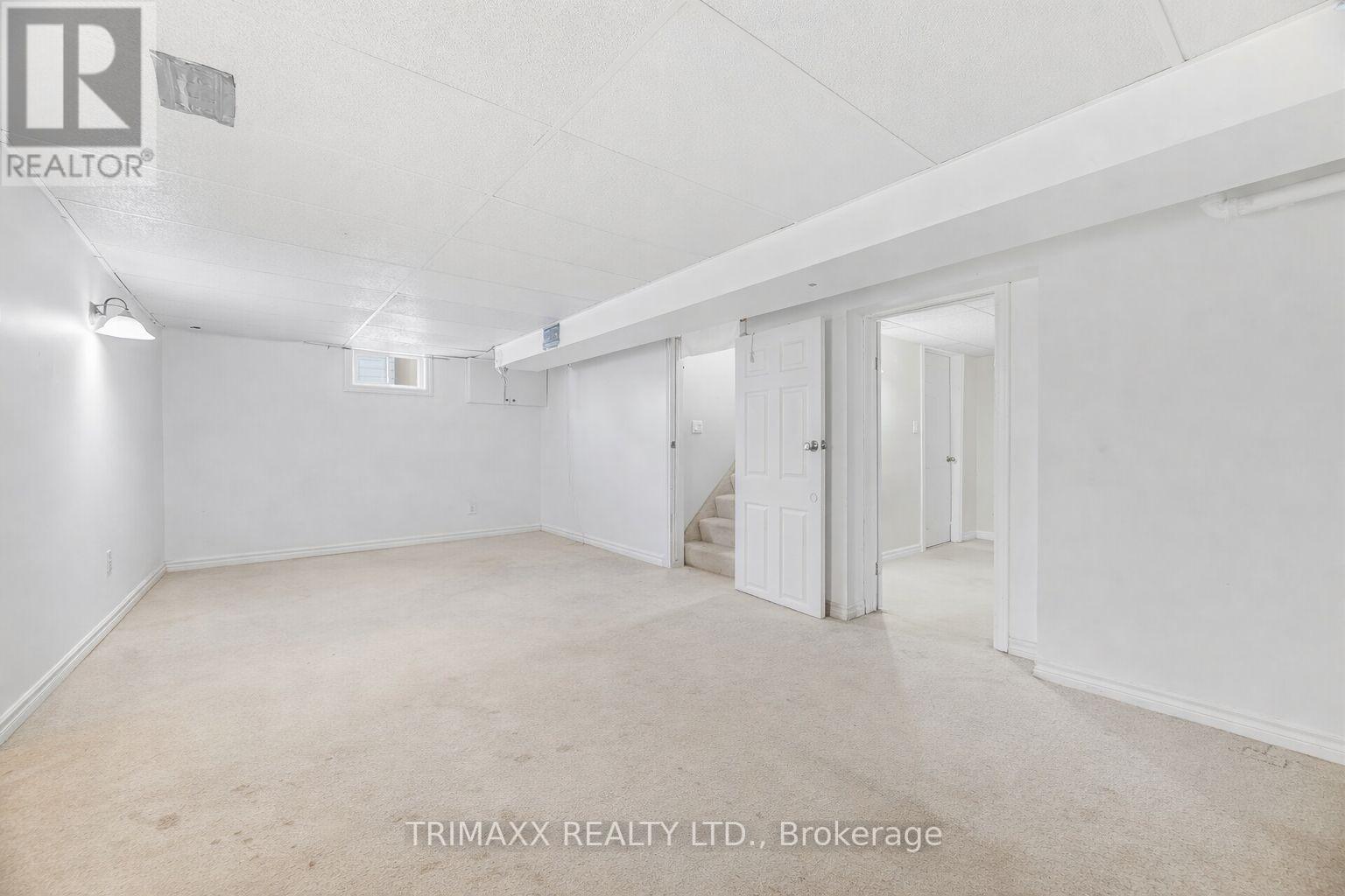 3316 MCLAREN CRESCENT - 21