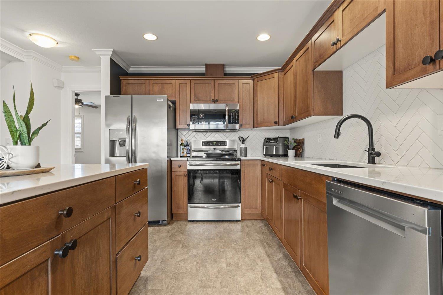 7 46151 AIRPORT ROAD, Chilliwack Proper South, Chilliwack