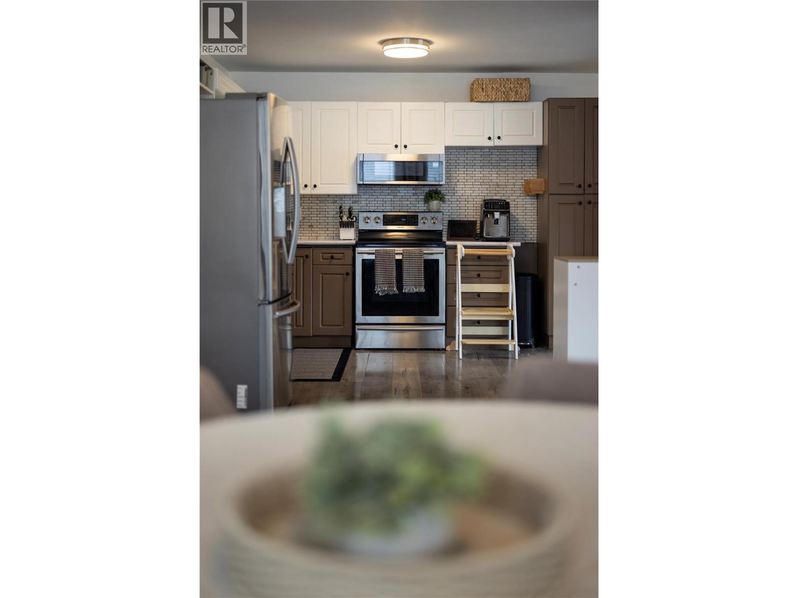 1285 Creekside Road, Kelowna