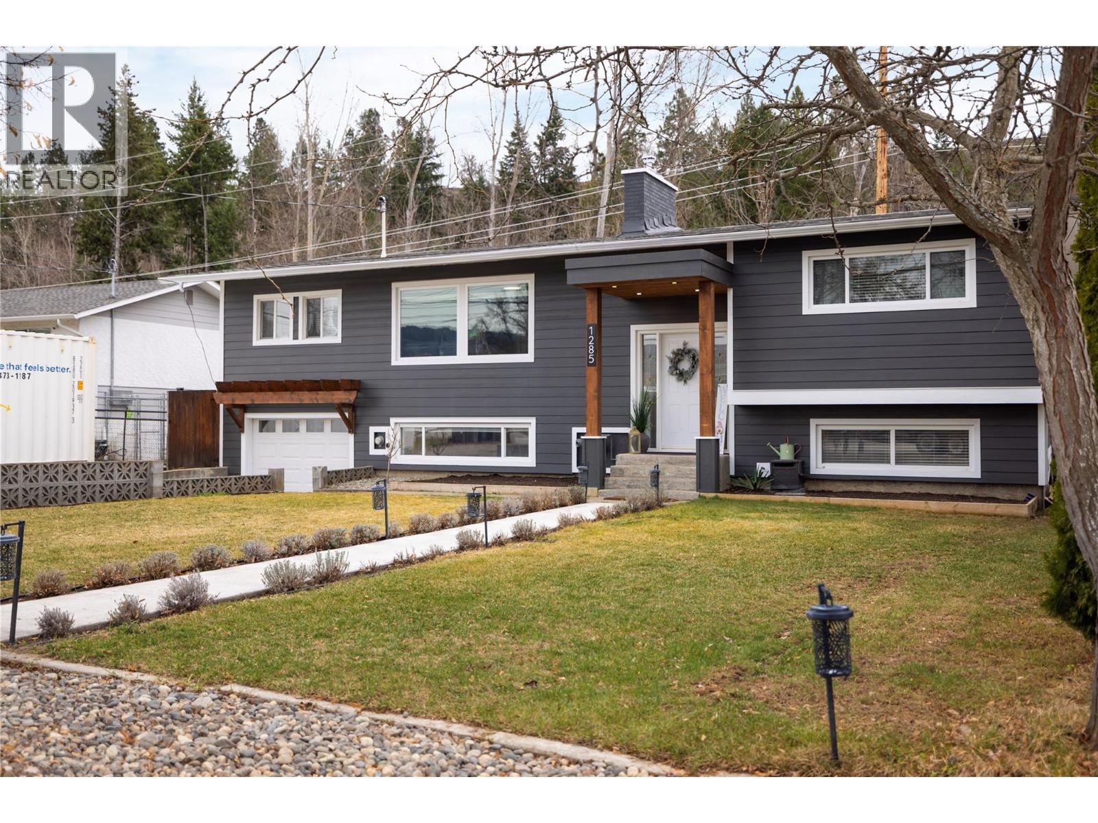 1285 Creekside Road, Kelowna