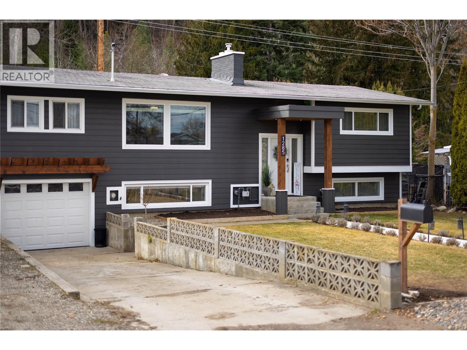 1285 Creekside Road, Kelowna