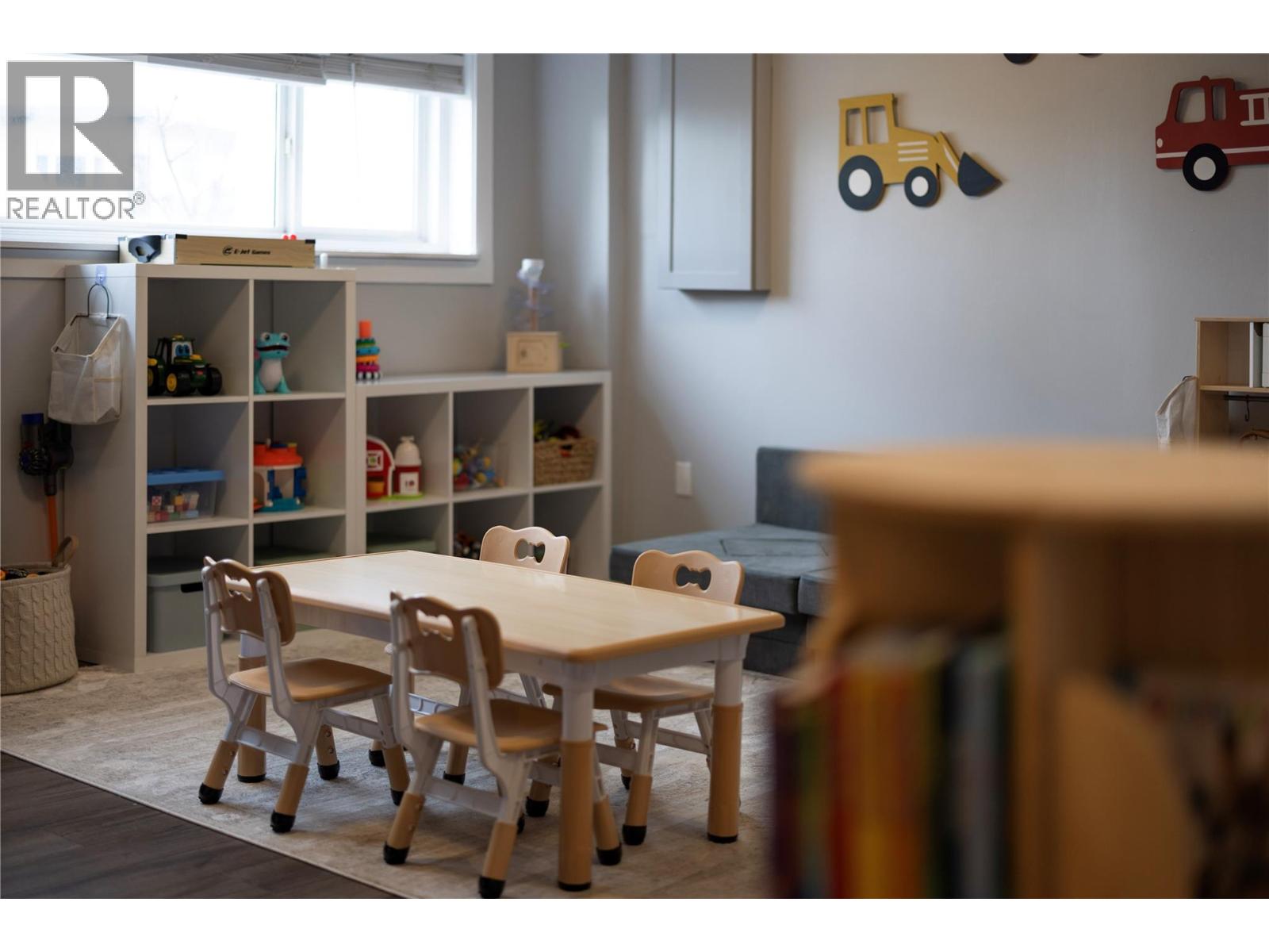 1285 Creekside Road, Kelowna