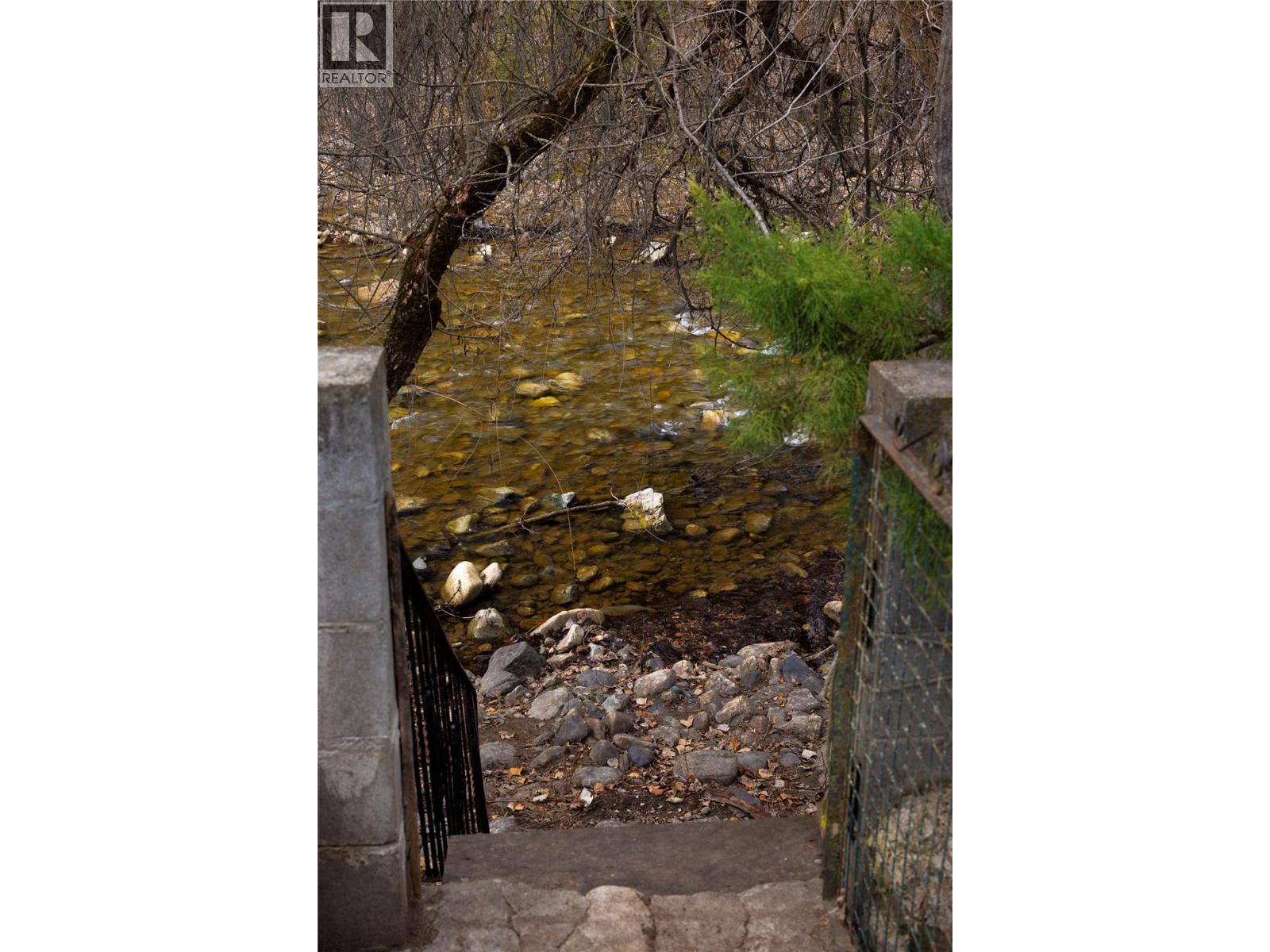 1285 Creekside Road, Kelowna