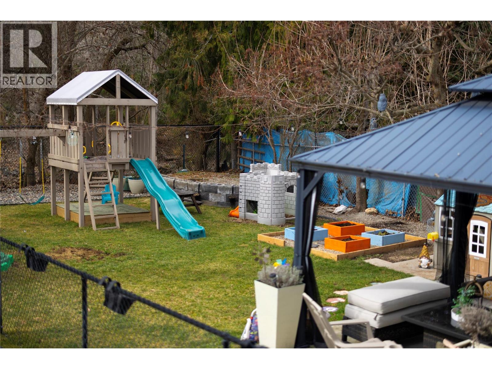 1285 Creekside Road, Kelowna