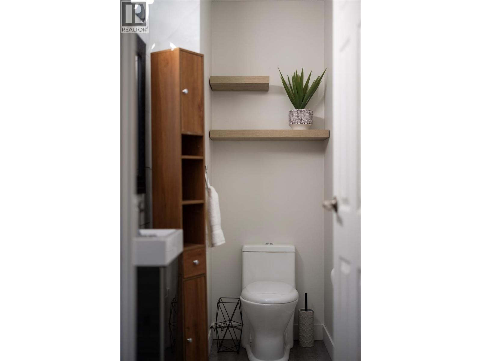 1285 Creekside Road, Kelowna