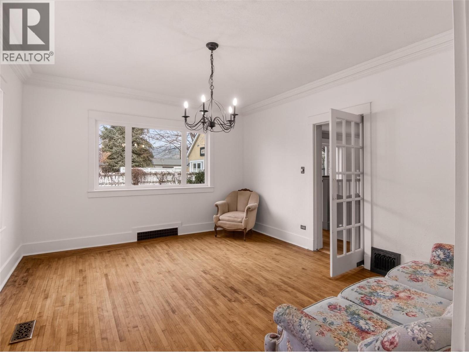 410 Upper Bench Road N, Penticton