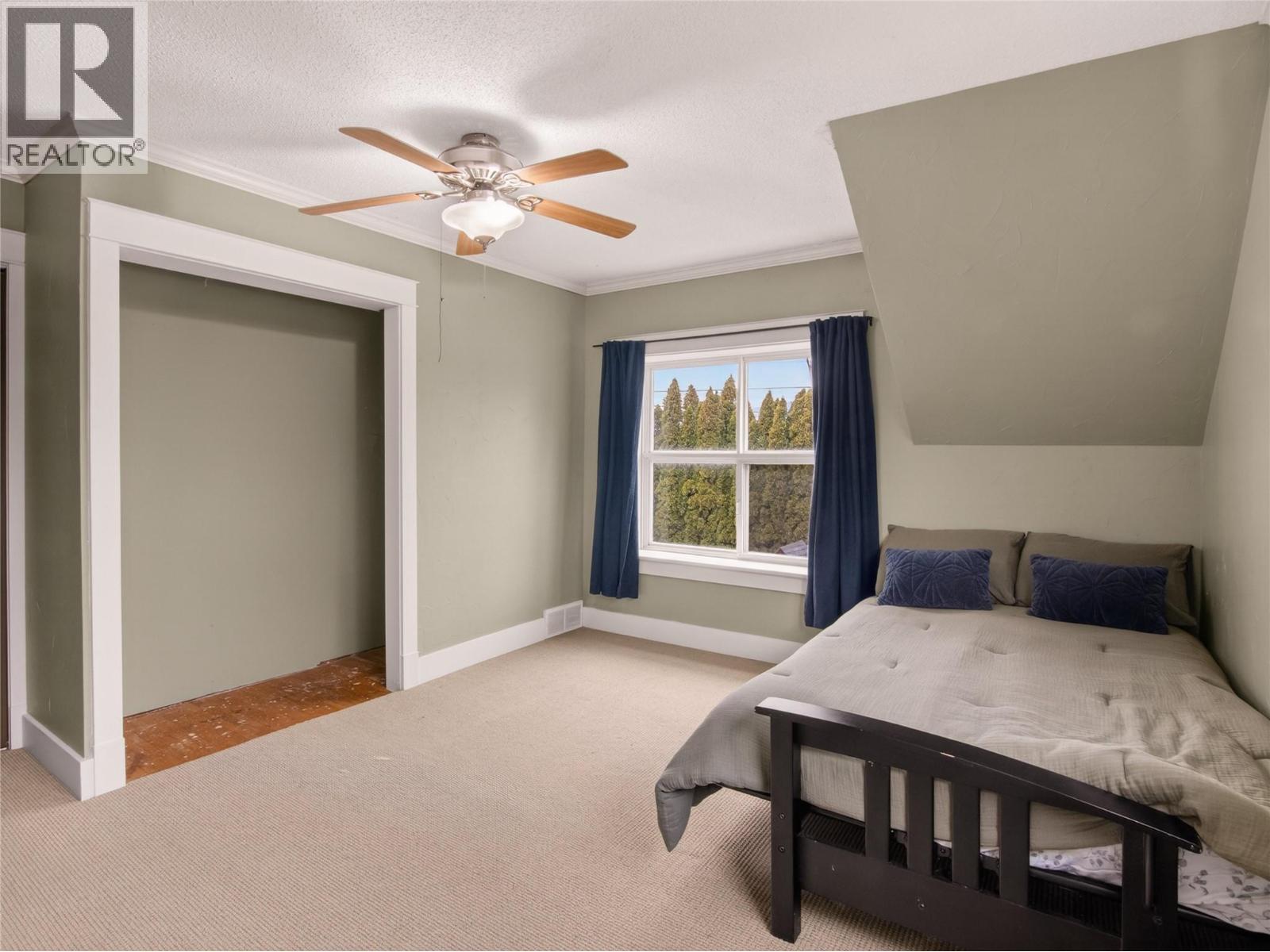 410 Upper Bench Road N, Penticton