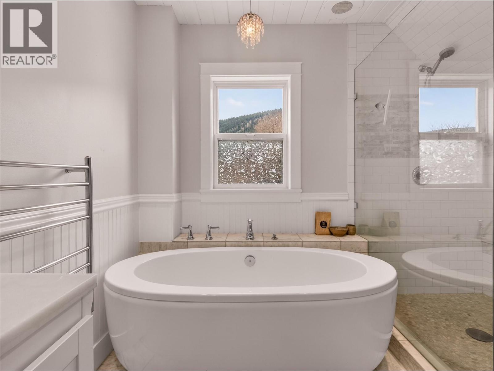 410 Upper Bench Road N, Penticton