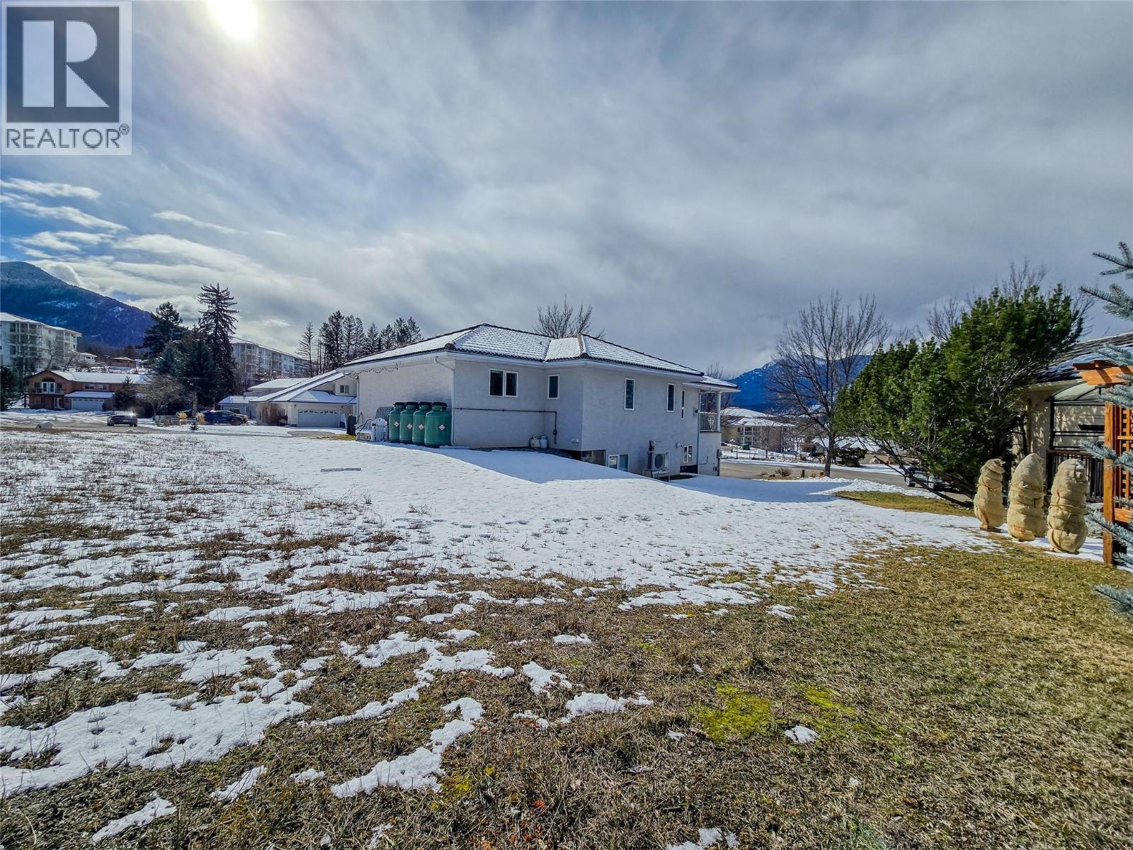 5031 RIVERVIEW Road, Fairmont Hot Springs