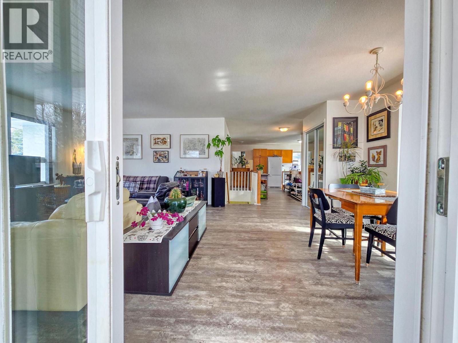 5031 RIVERVIEW Road - 24