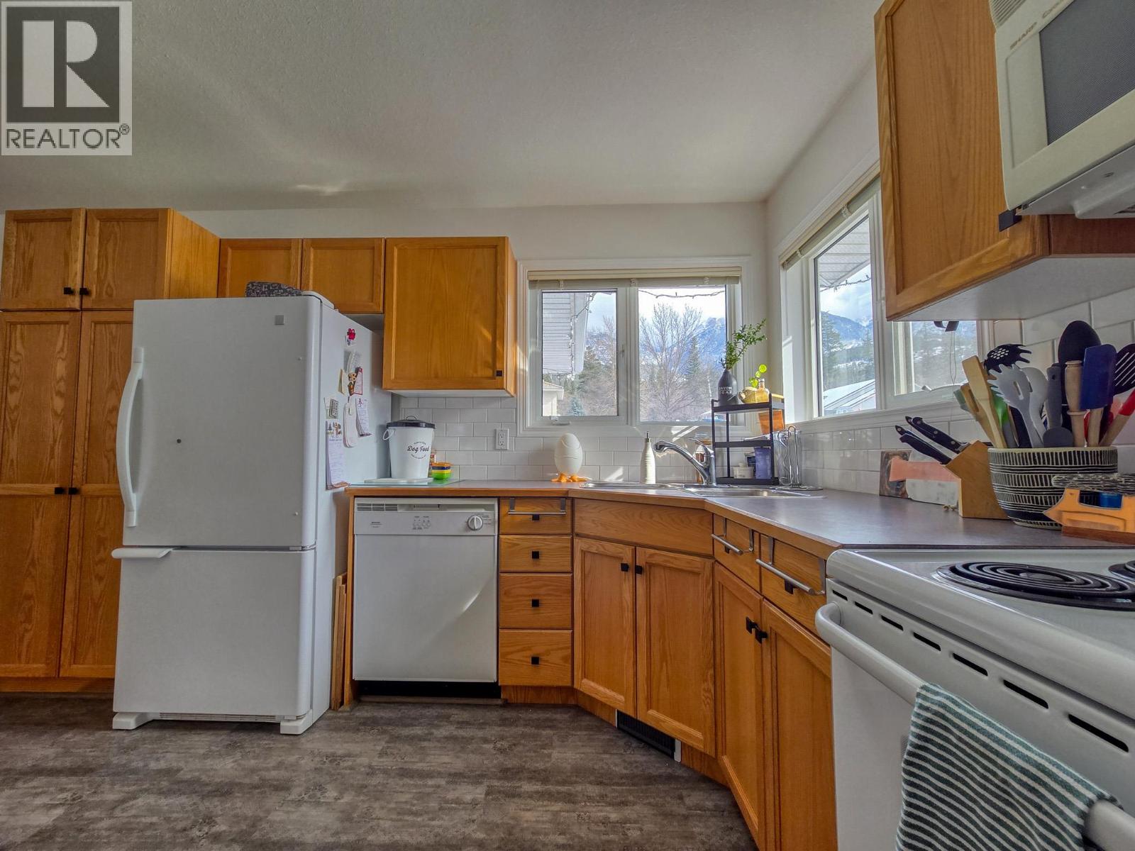 5031 RIVERVIEW Road, Fairmont Hot Springs