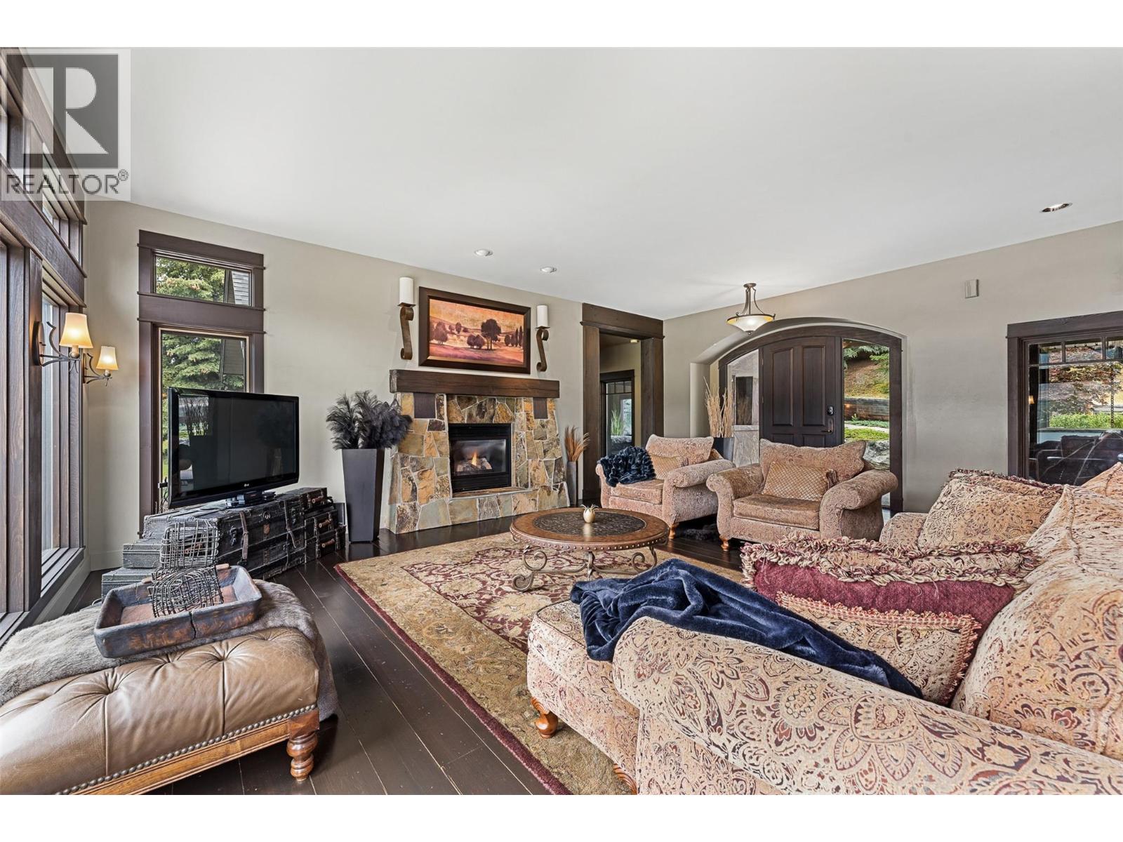 15026 Oyama Road, Lake Country