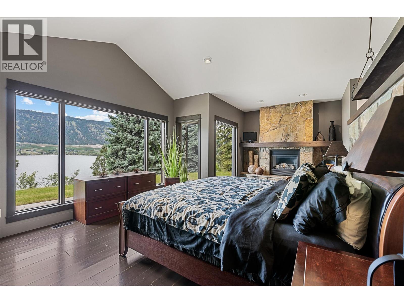 15026 Oyama Road, Lake Country