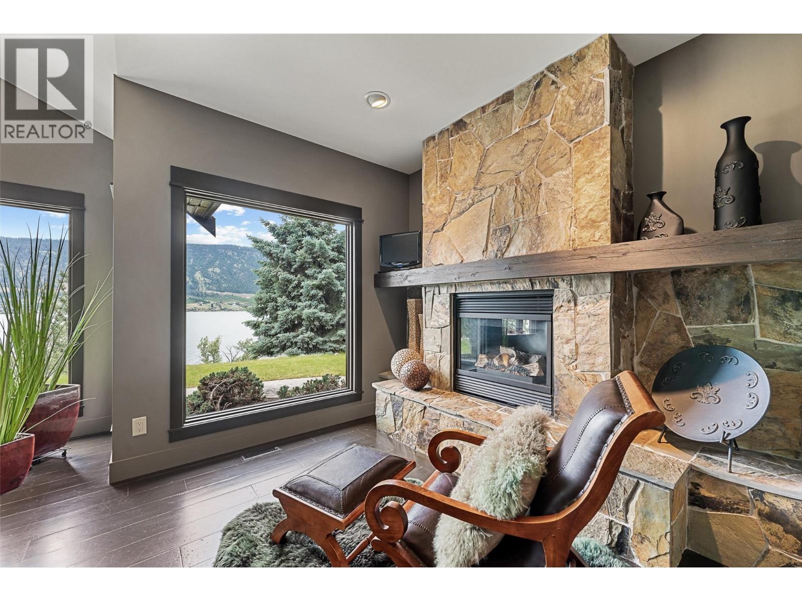 15026 Oyama Road, Lake Country