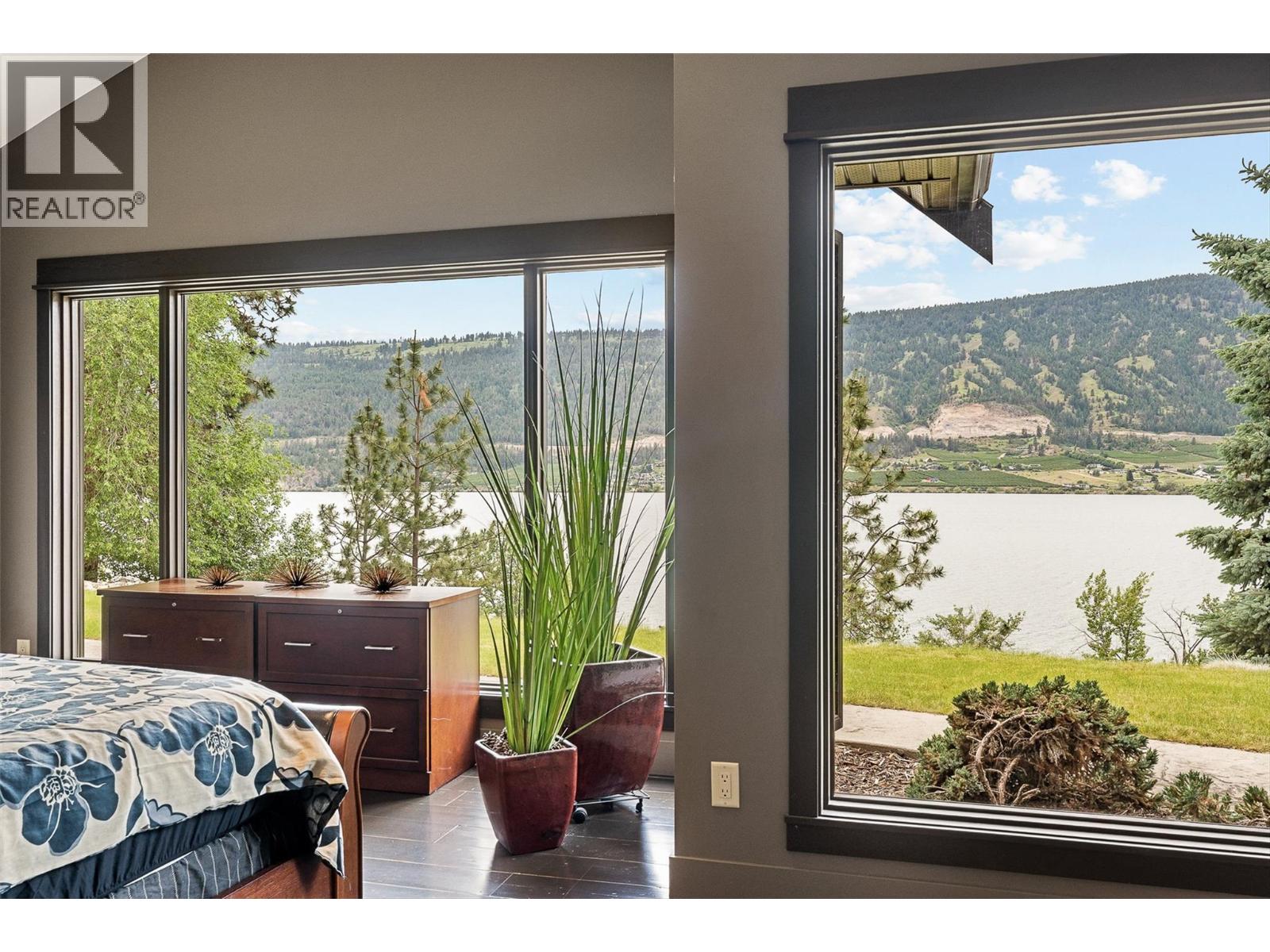 15026 Oyama Road, Lake Country