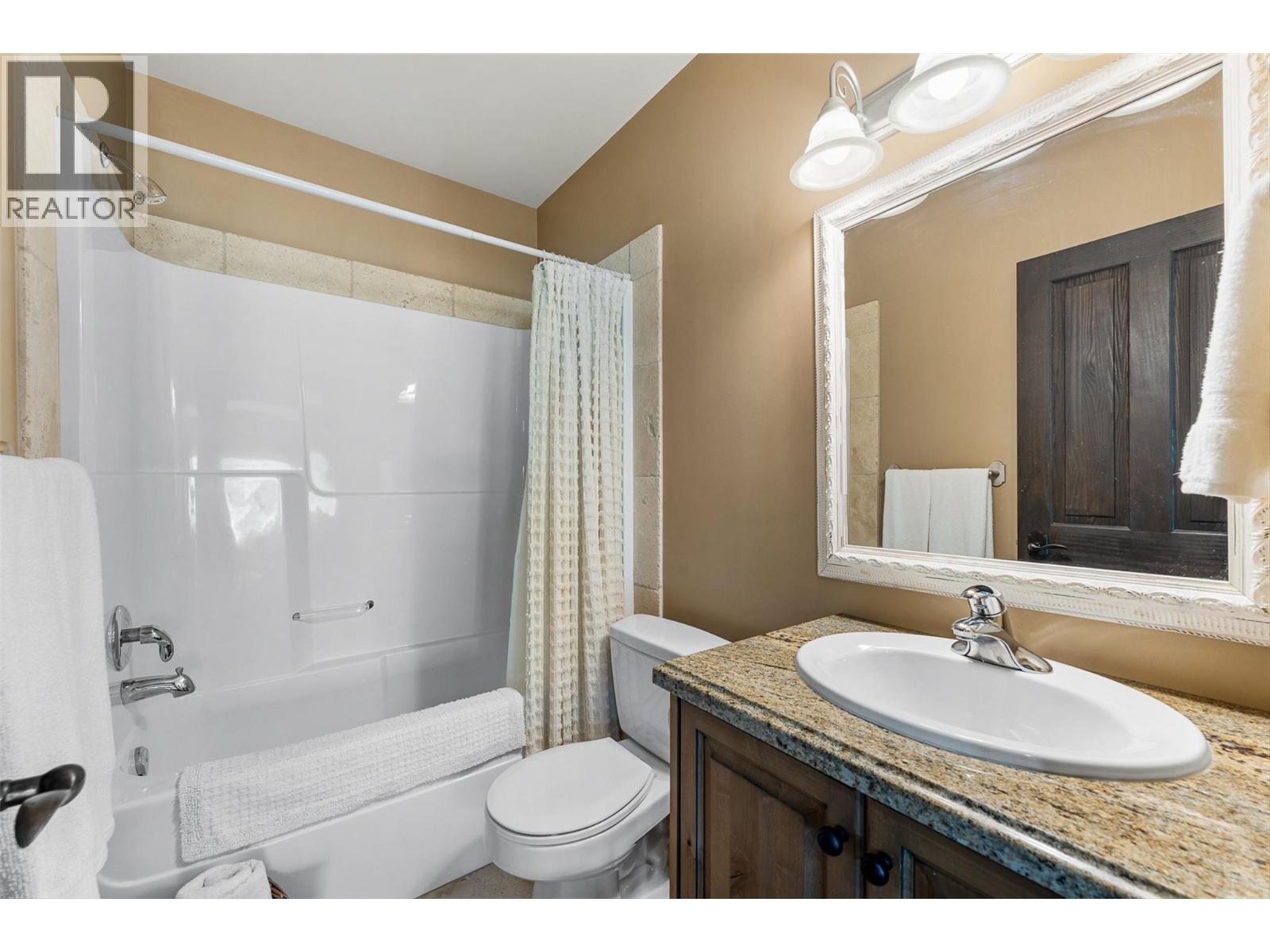 15026 Oyama Road, Lake Country