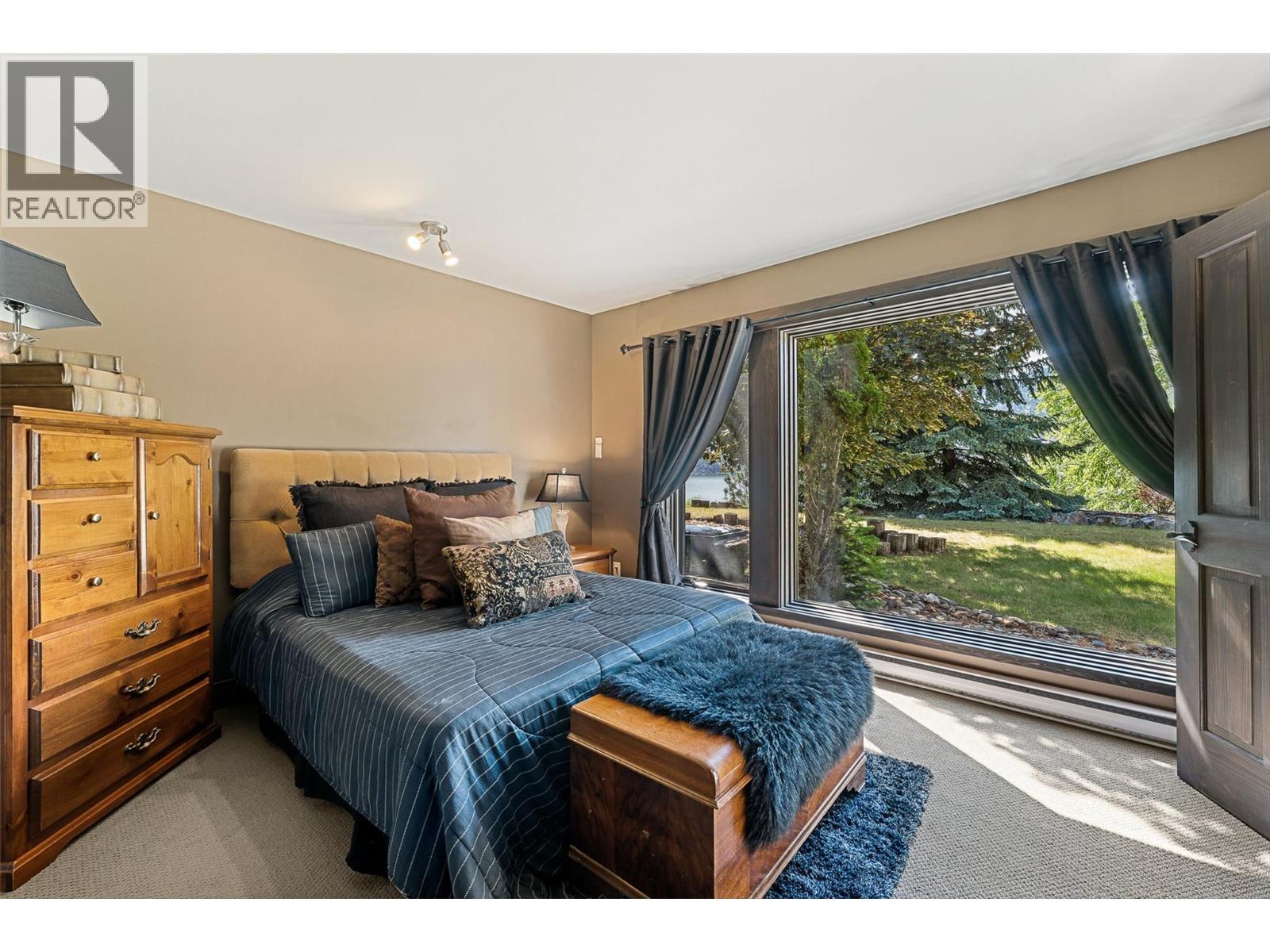 15026 Oyama Road, Lake Country