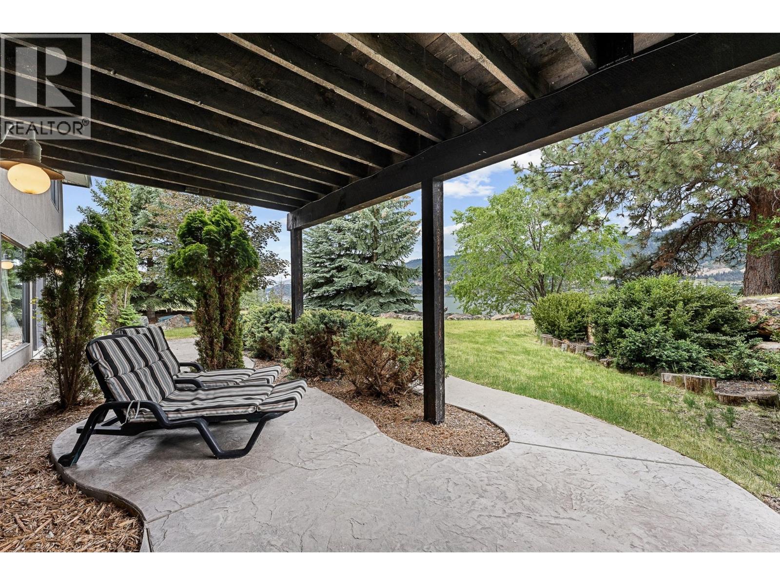 15026 Oyama Road, Lake Country