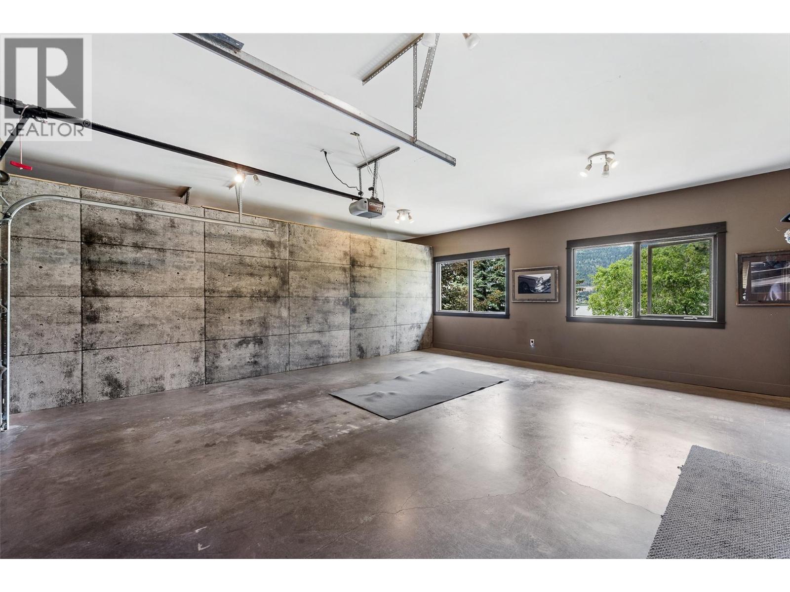 15026 Oyama Road, Lake Country