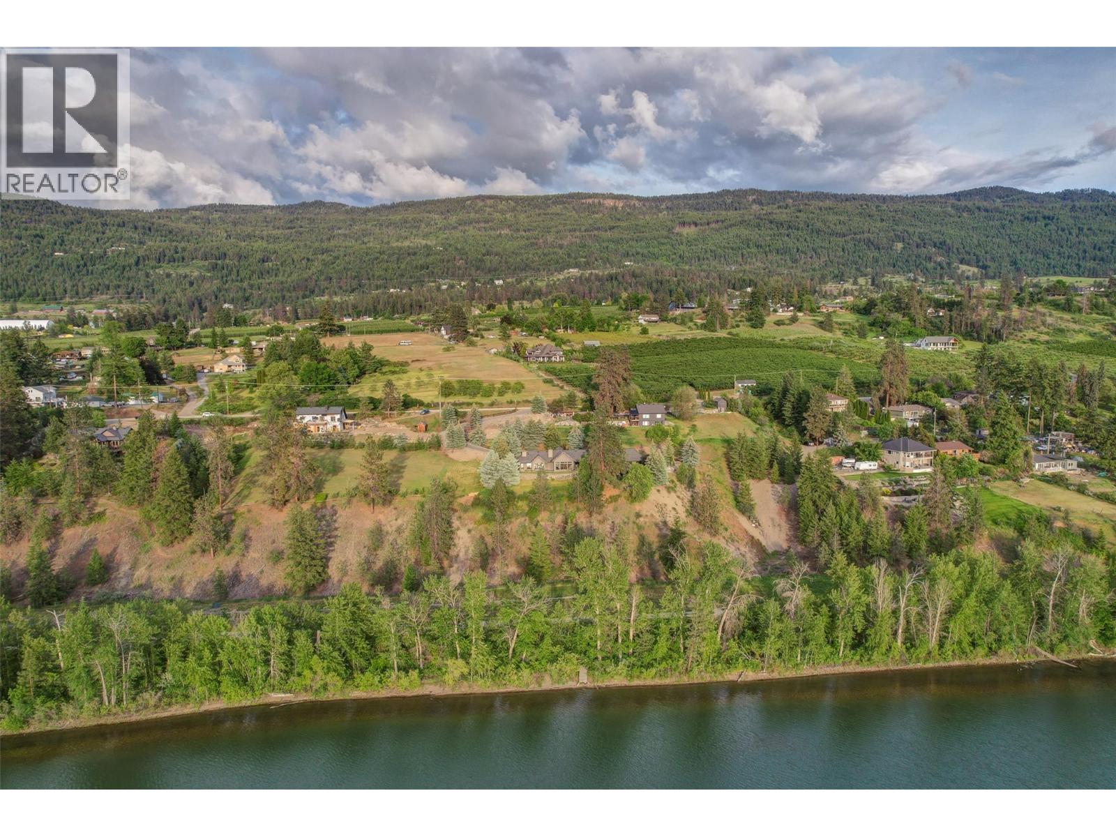 15026 Oyama Road, Lake Country