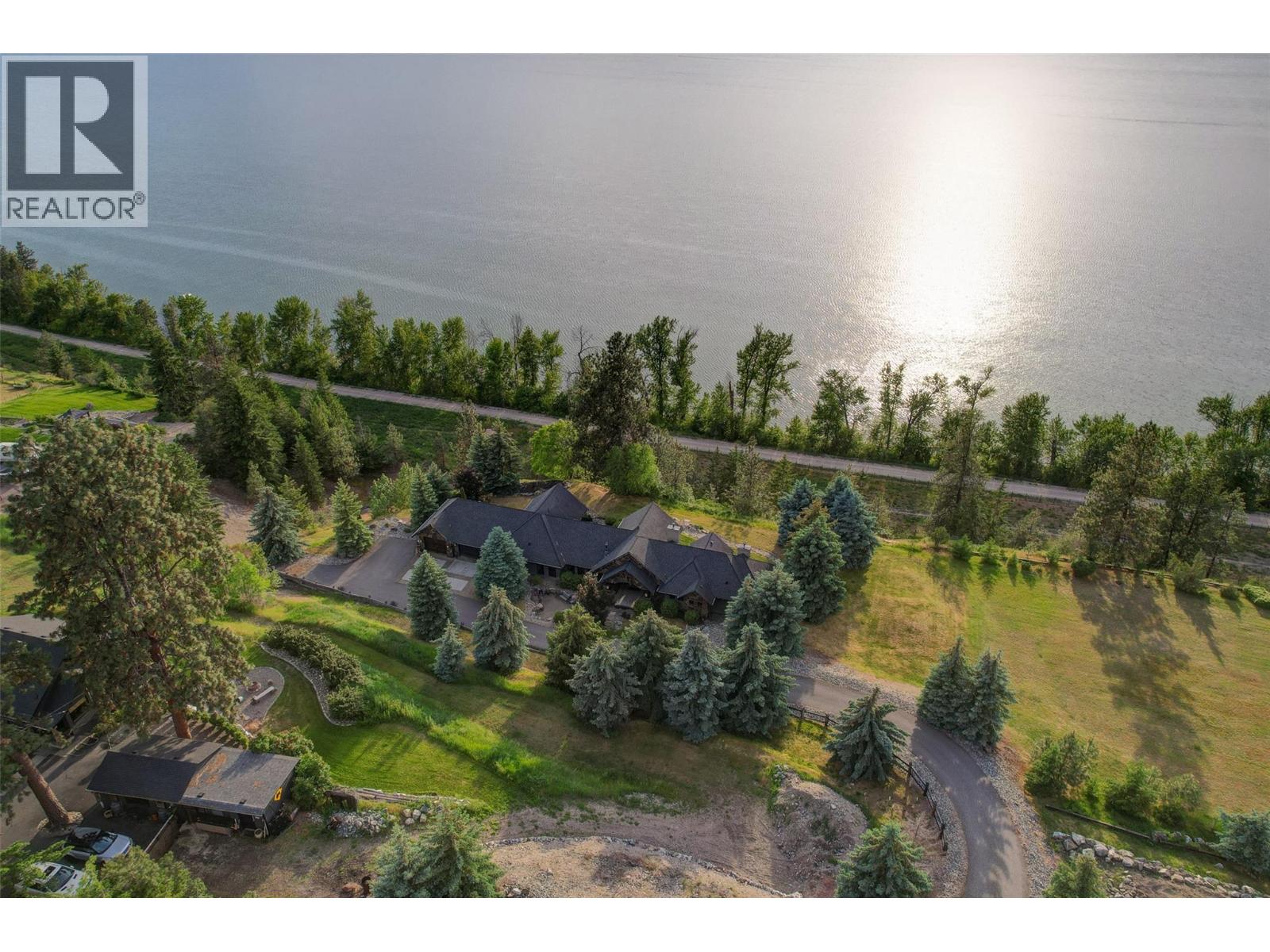 15026 Oyama Road, Lake Country