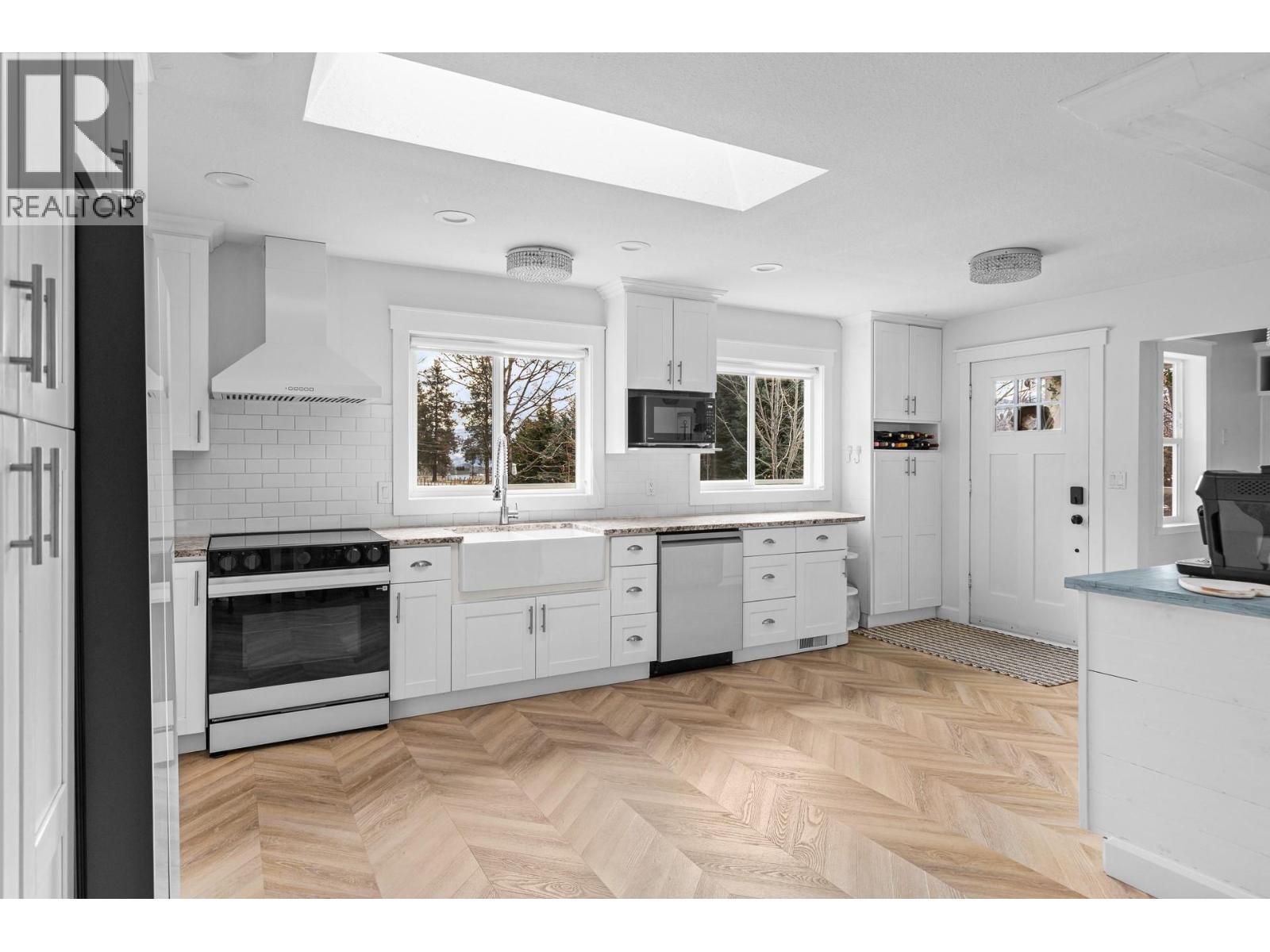 5019 Cousins Road, Peachland