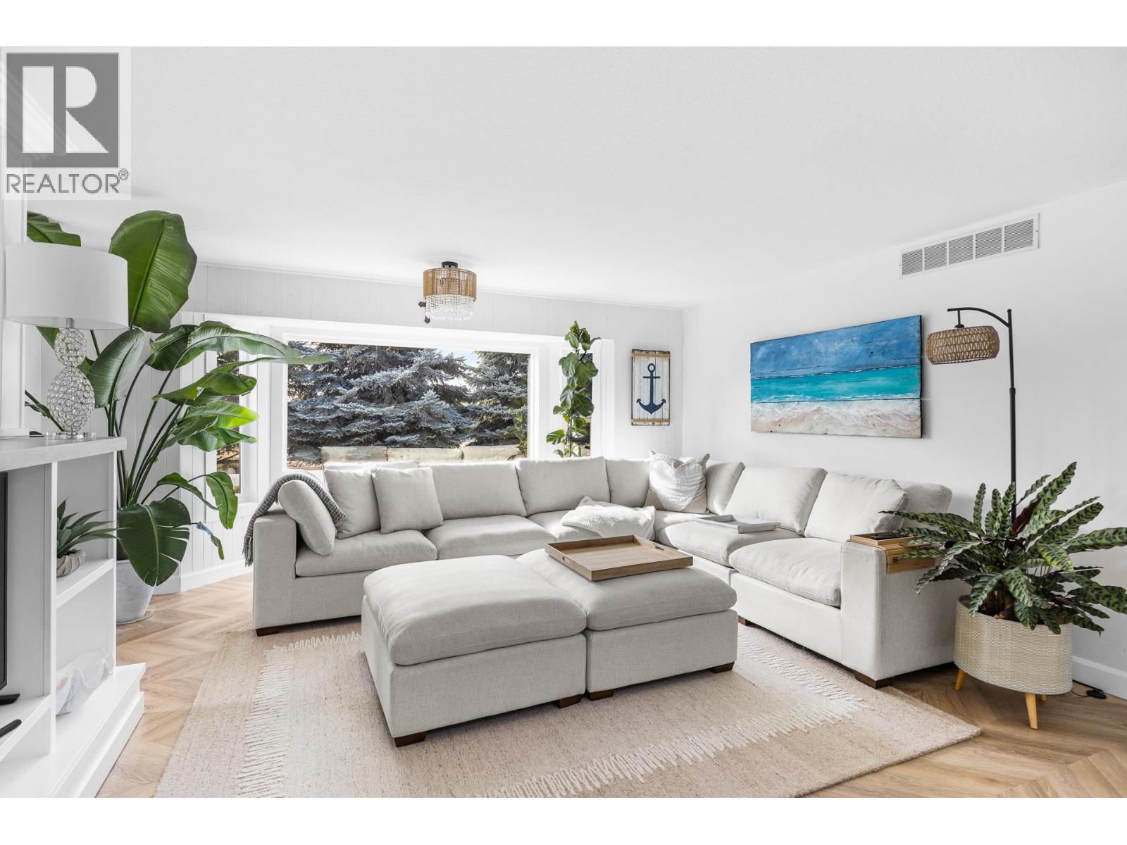 5019 Cousins Road, Peachland