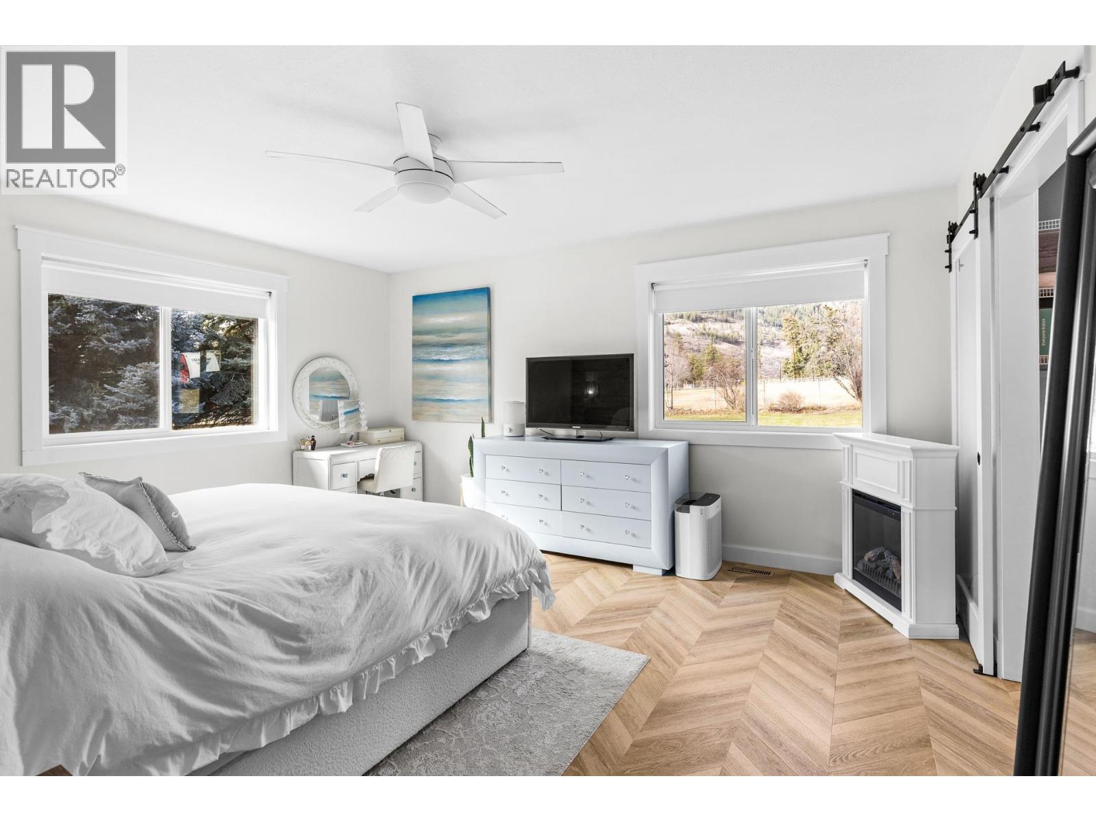 5019 Cousins Road, Peachland