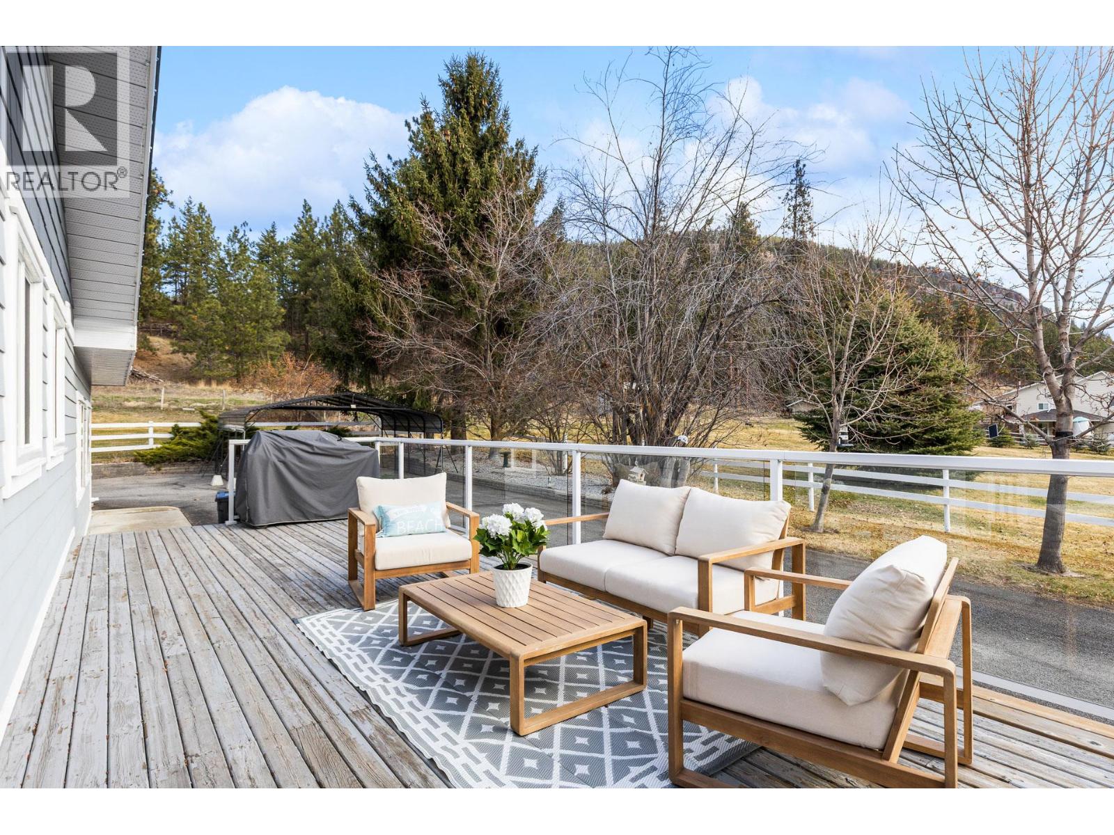 5019 Cousins Road, Peachland