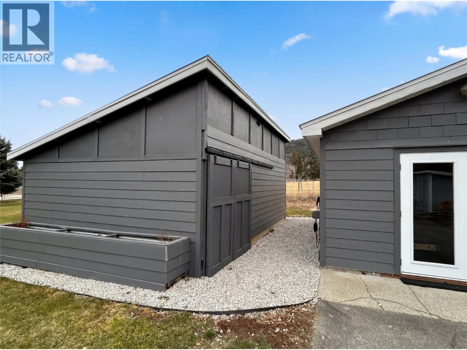 5019 Cousins Road, Peachland