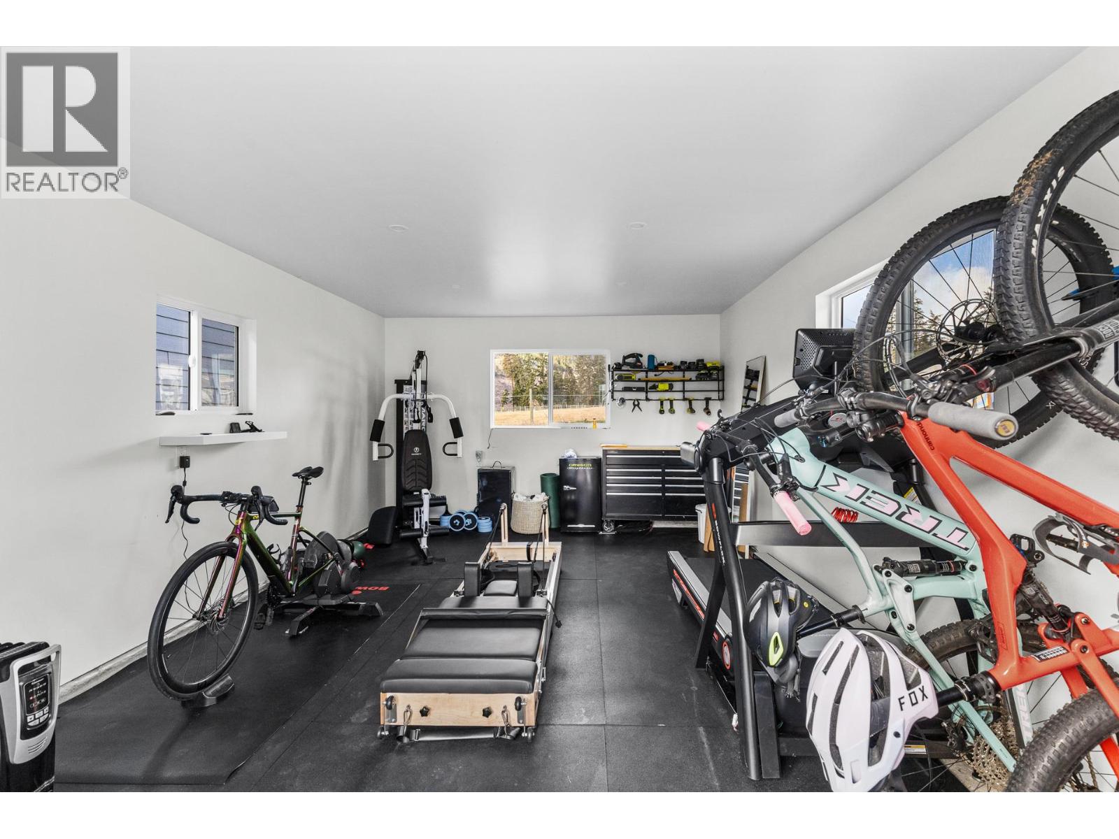 5019 Cousins Road, Peachland