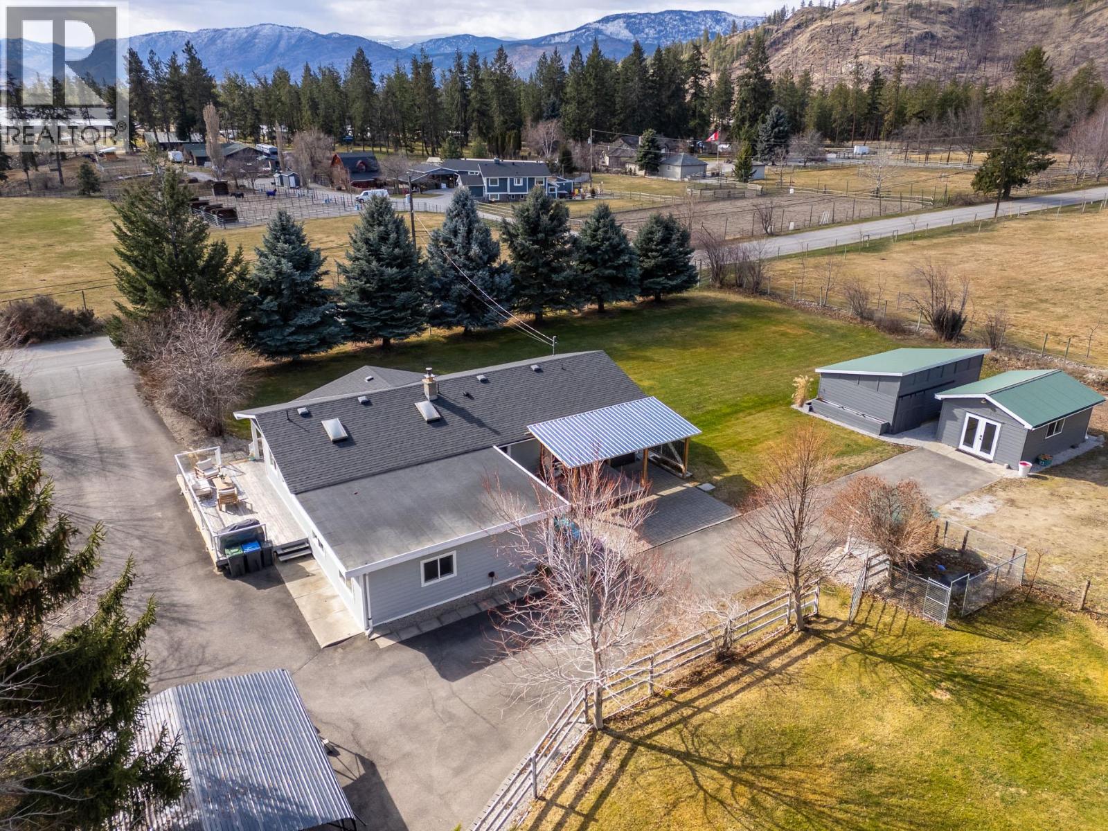5019 Cousins Road, Peachland
