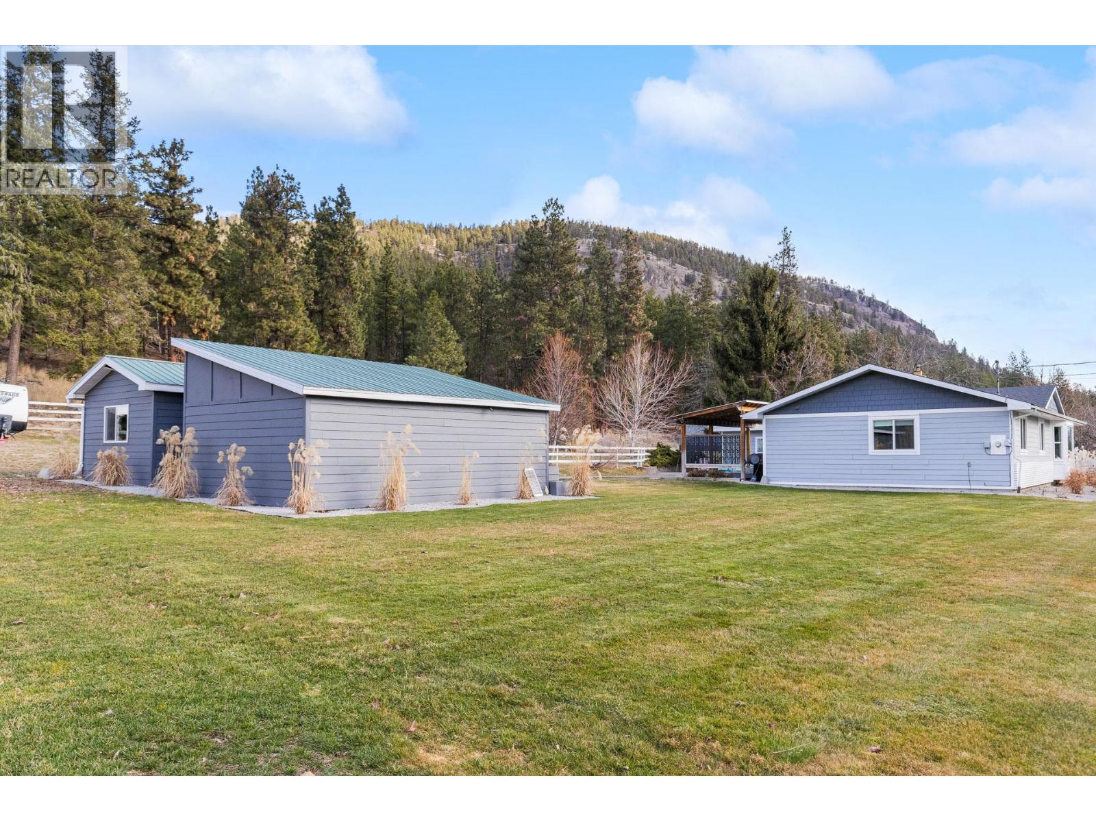 5019 Cousins Road, Peachland