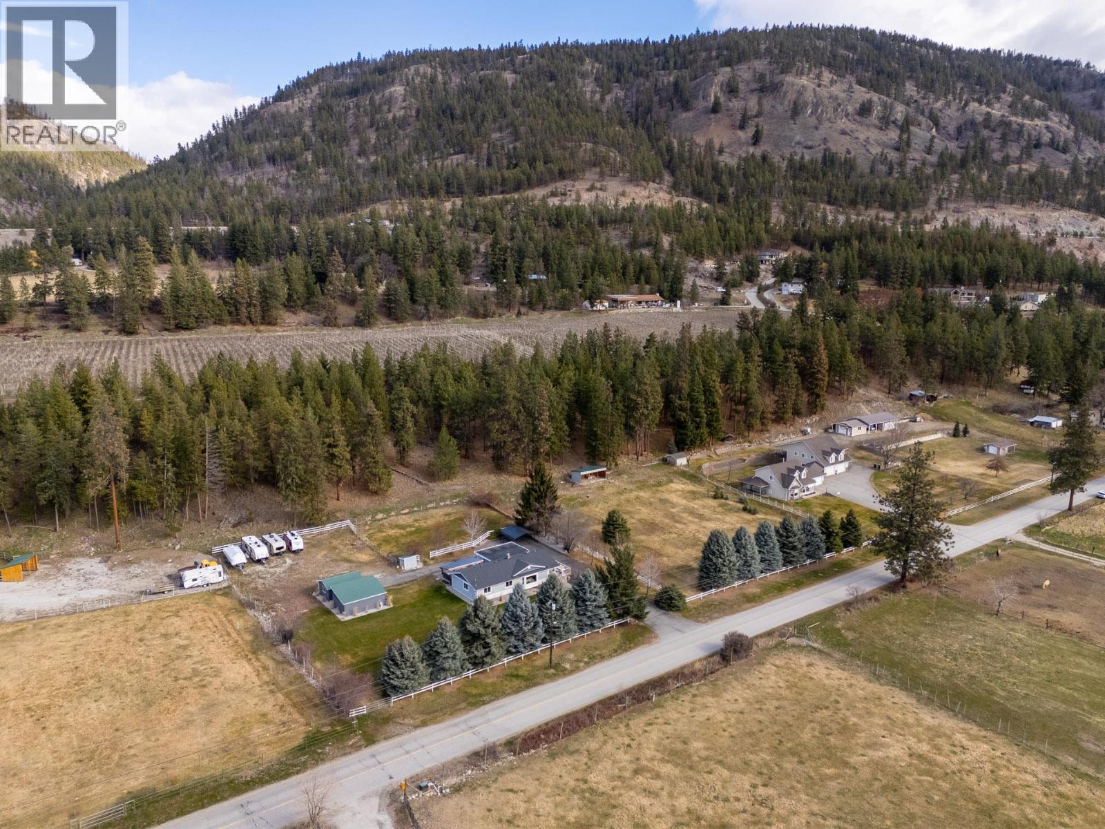 5019 Cousins Road, Peachland