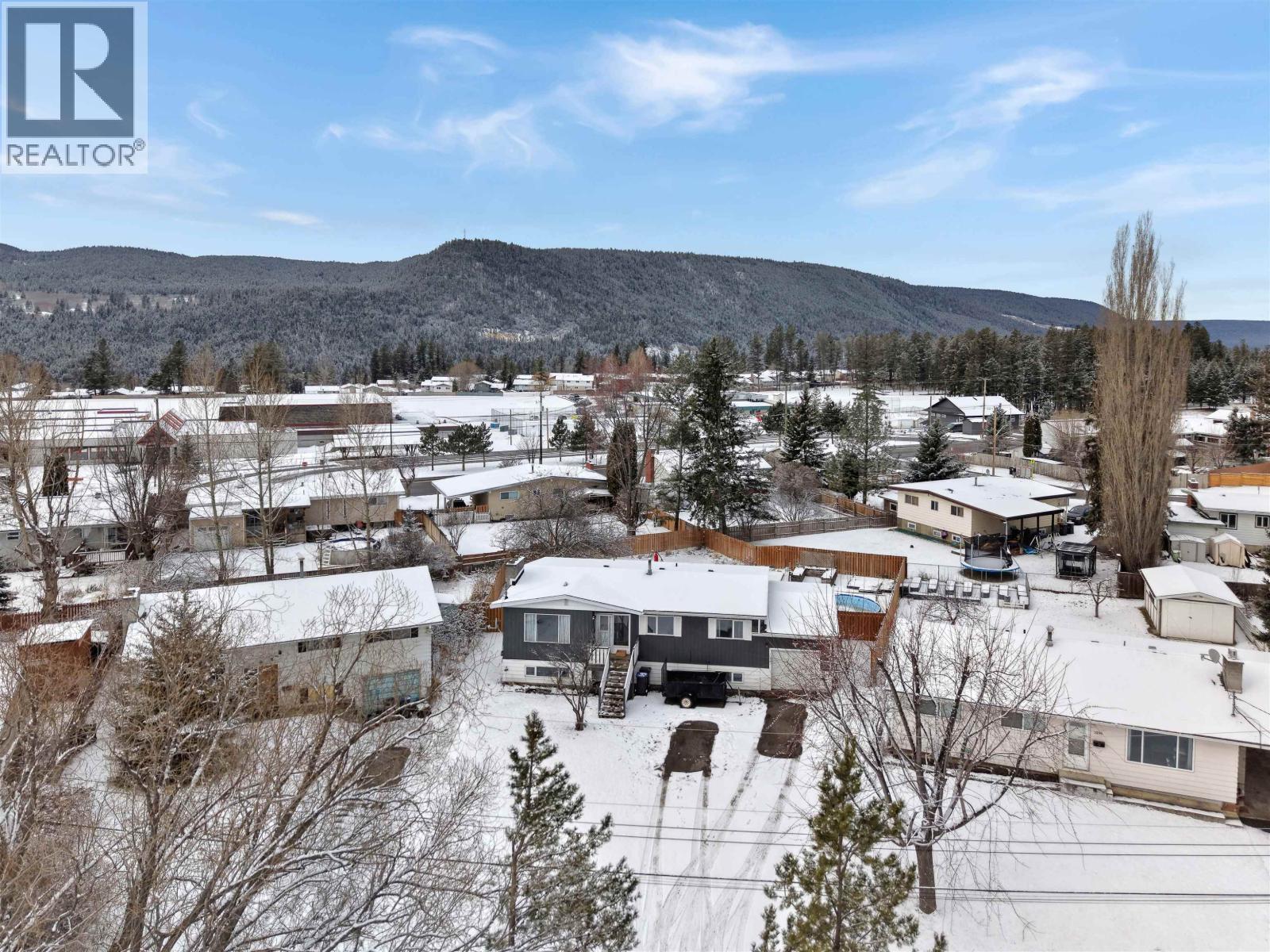 1085 N NINTH AVENUE - 24