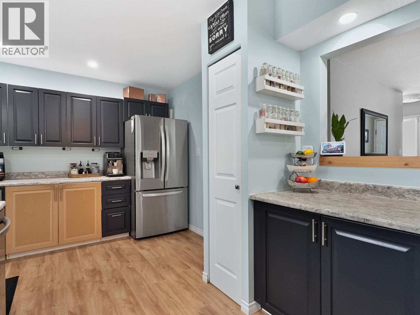 1085 N NINTH AVENUE - 5