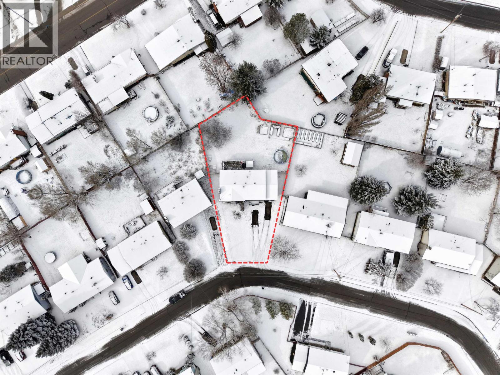 1085 N NINTH AVENUE - 33