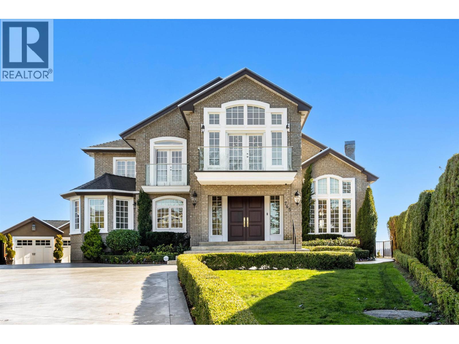 745 CAPITAL Court - main photo