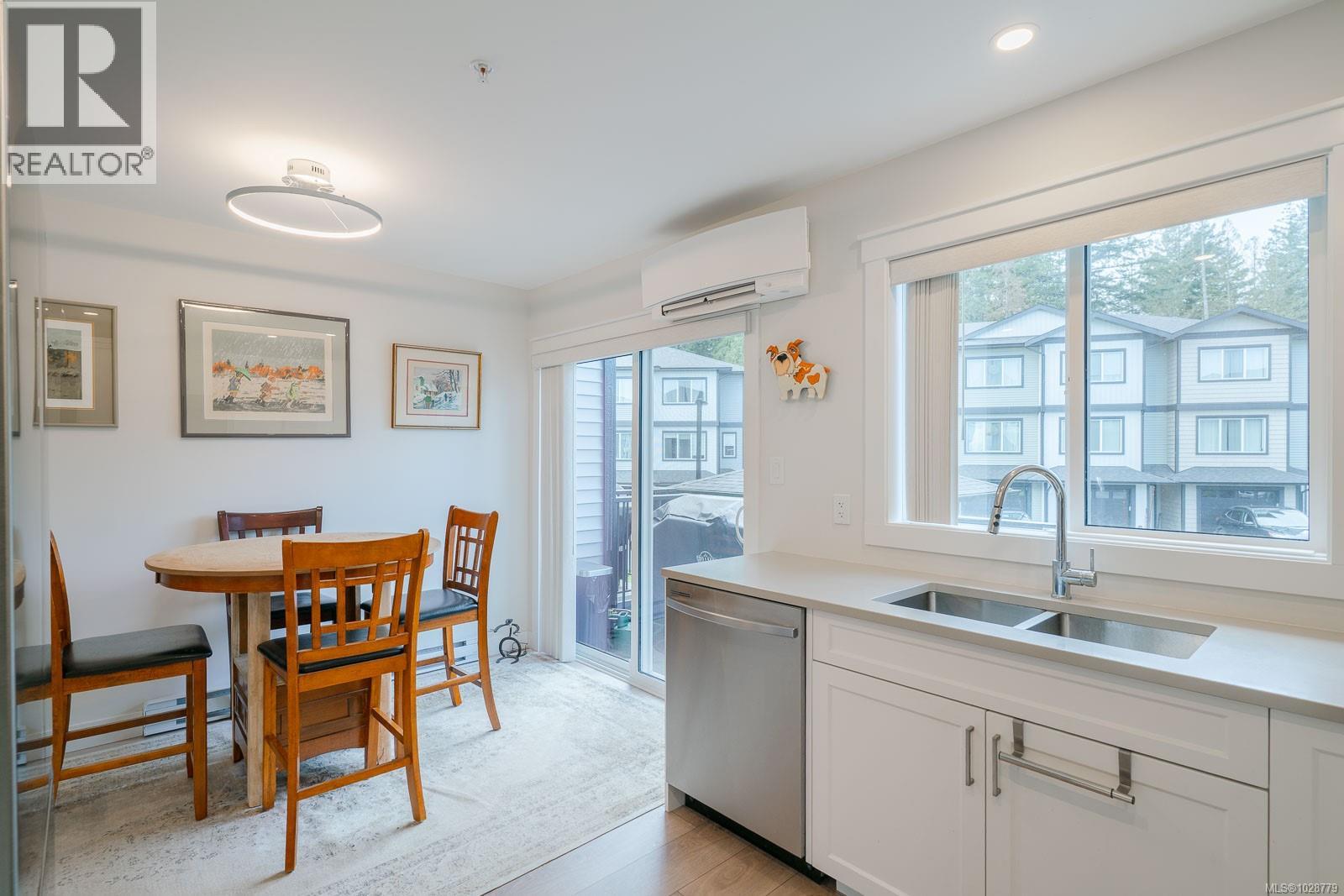 #126 600 NINTH ST - 10