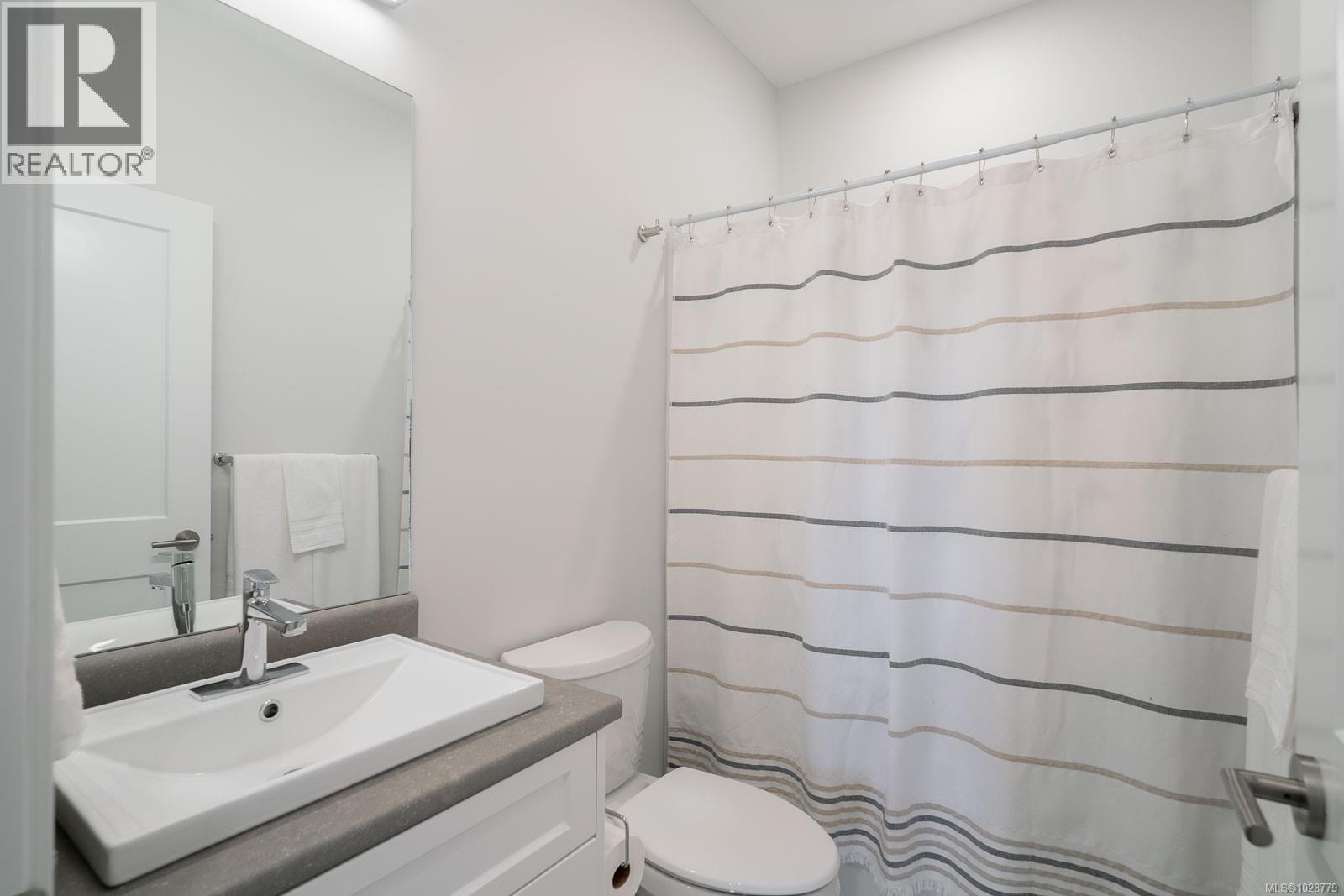 #126 600 NINTH ST - 18